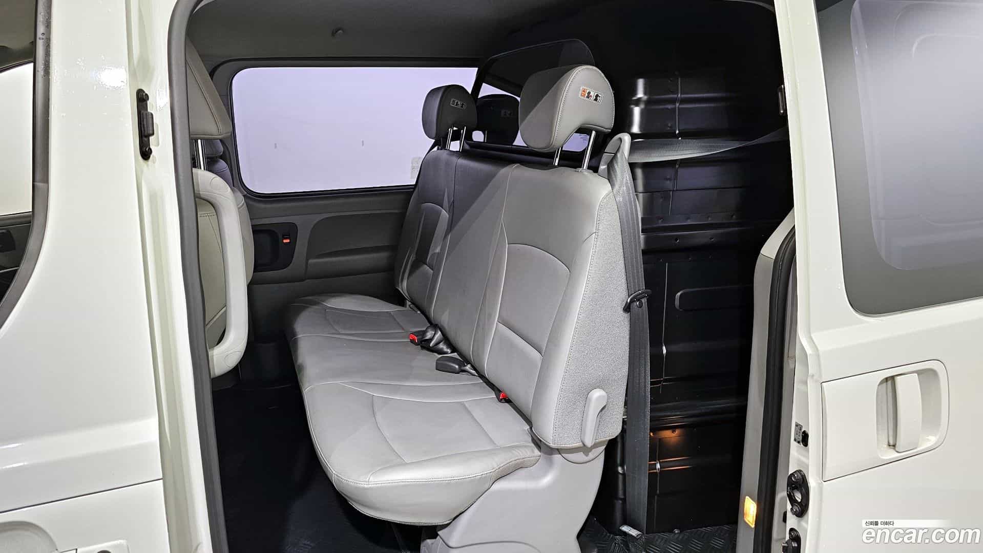 Starex Hyundai 2019.1-OPTION-015