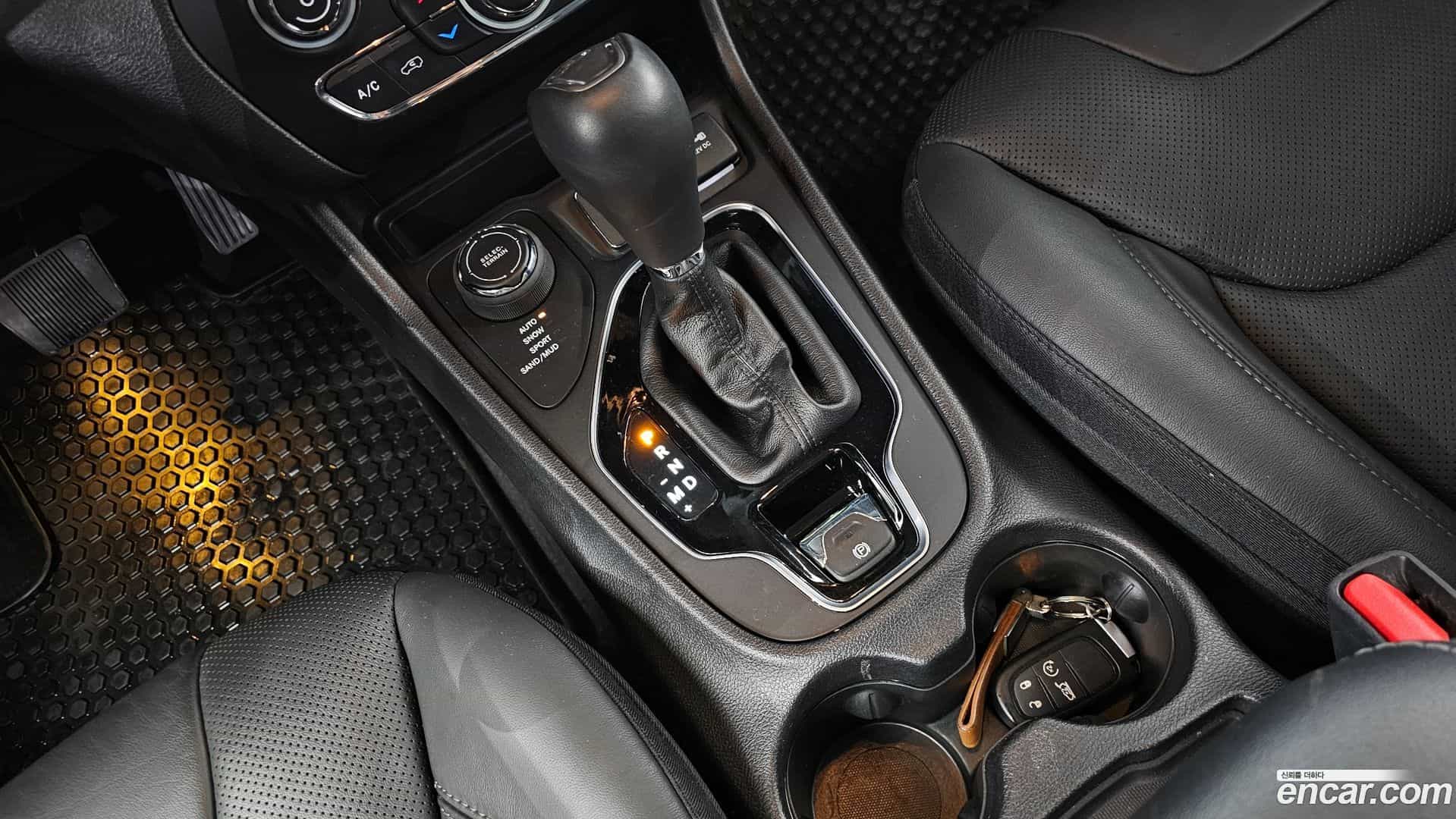 Cherokee Jeep 2021.11-INNER-009