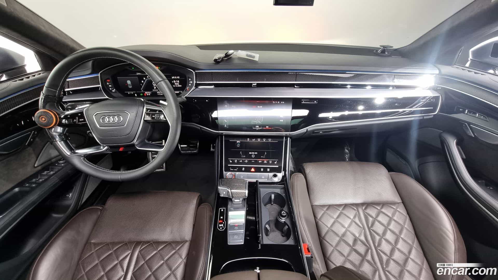 S8 Audi 2020.10-INNER-007