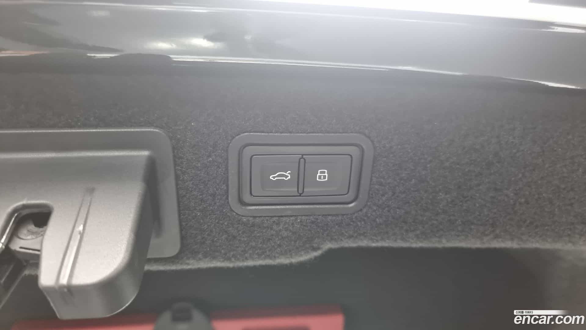 S8 Audi 2020.10-OPTION-024
