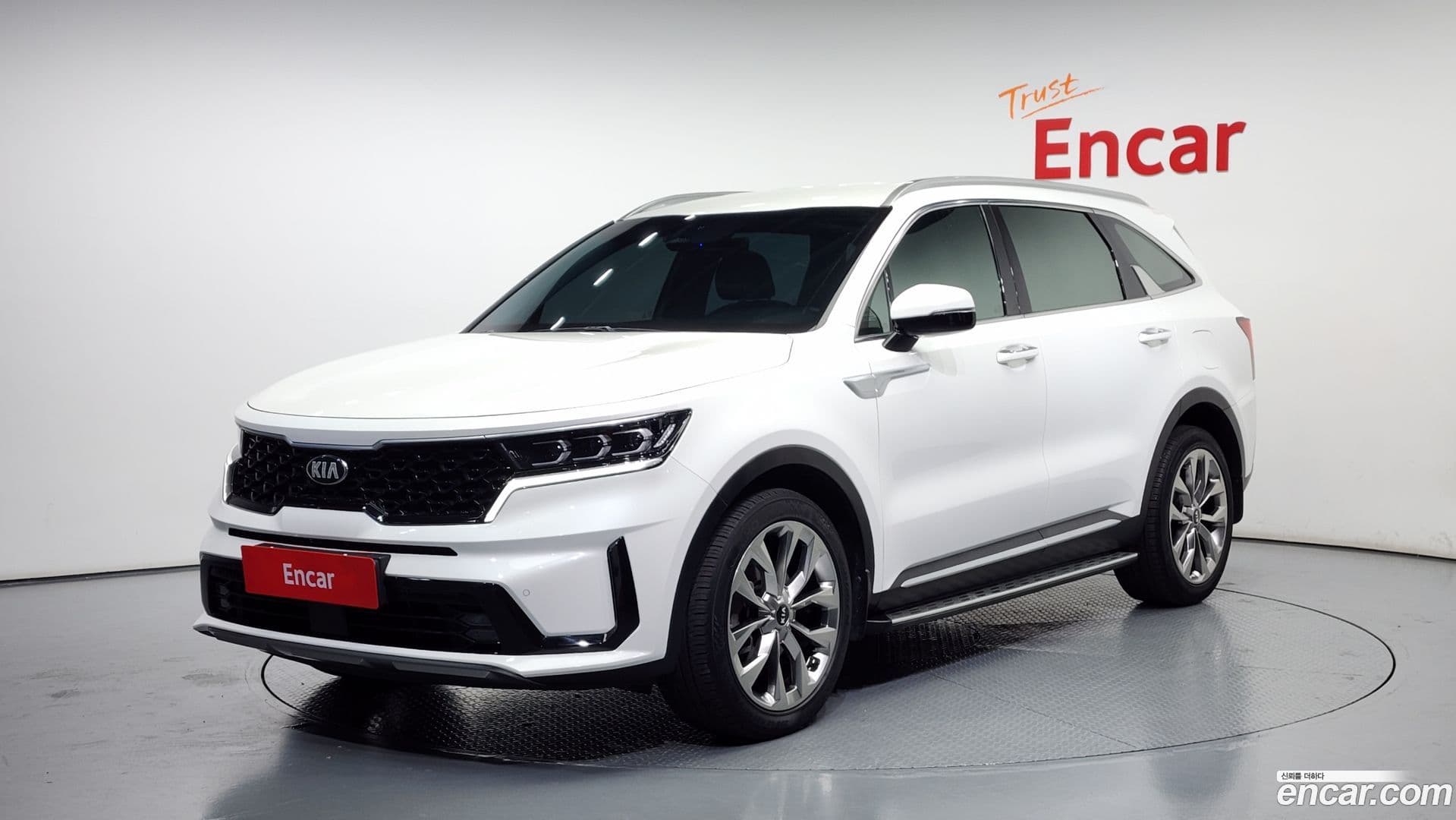 Main__Slider__Photo:Sorento Kia 2020.9-0