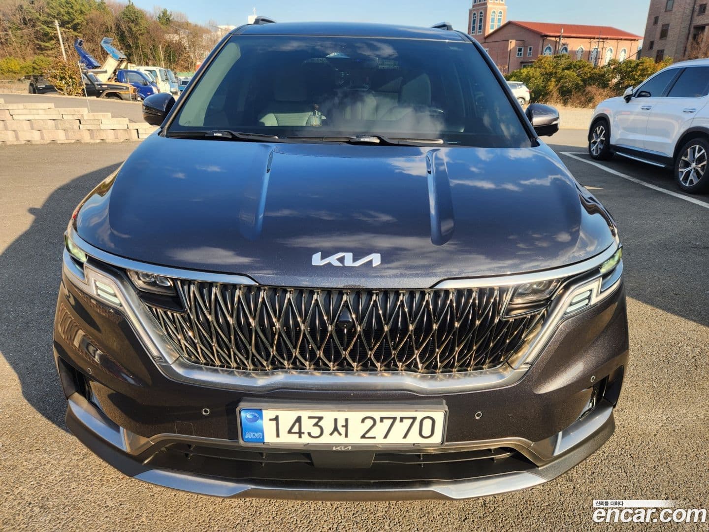 Main__Slider__Photo:Canival Kia 2023.0-0