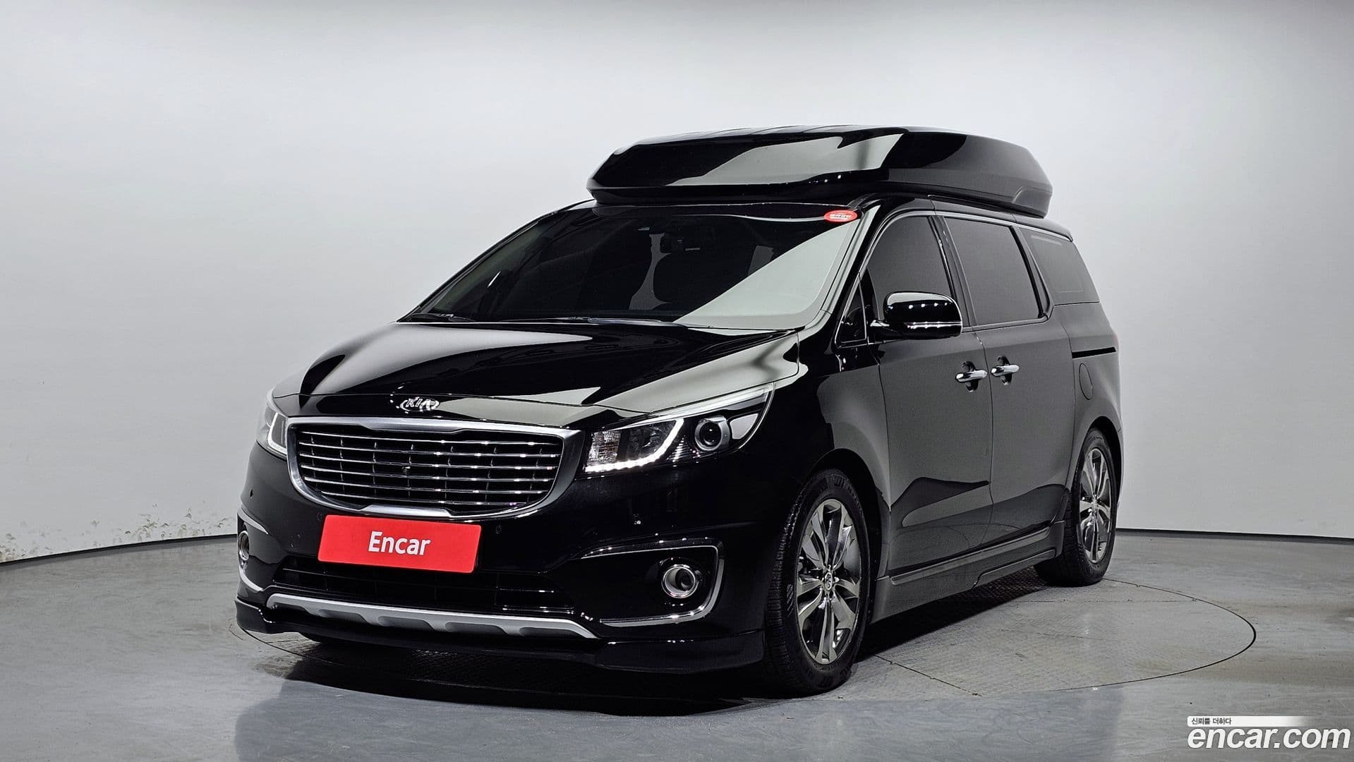 Main__Slider__Photo:Canival Kia 2016.1-0