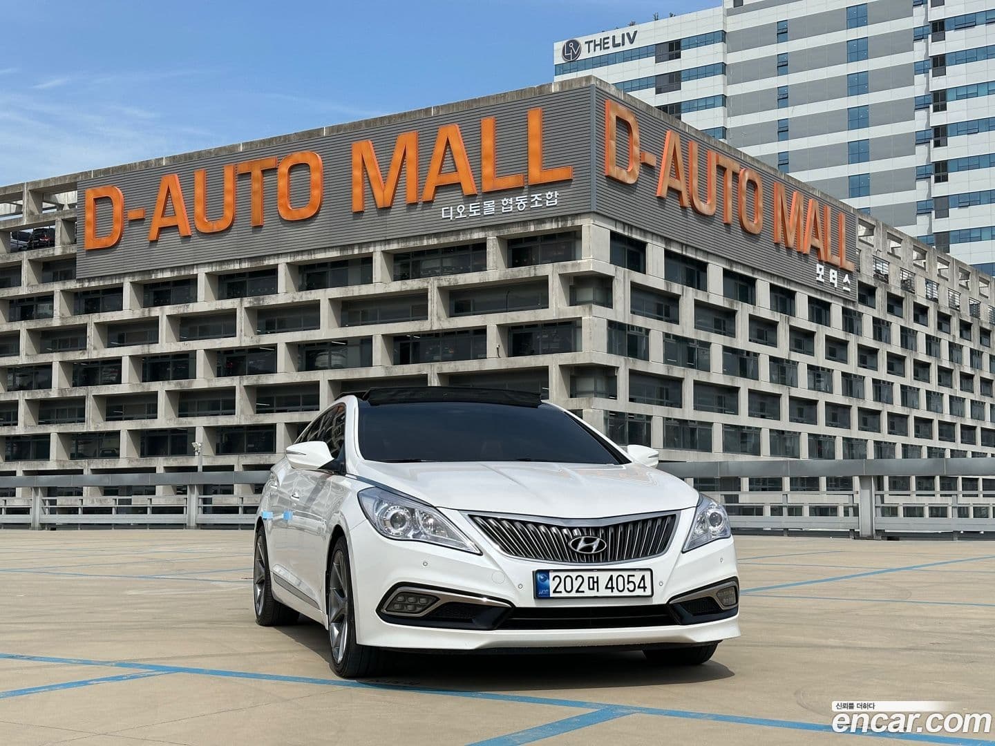Main__Slider__Photo:Grandeur Hyundai 2015.10-0