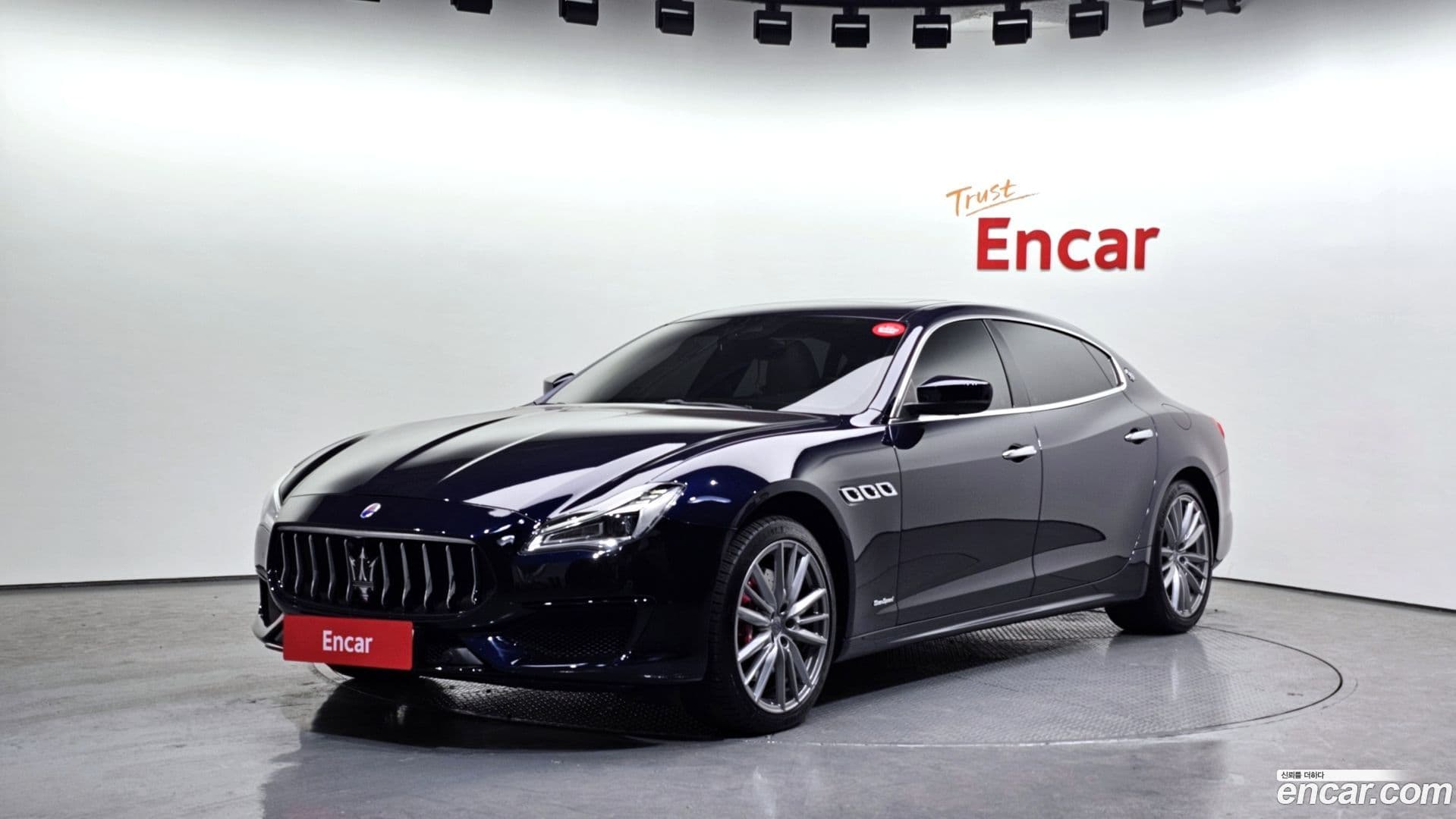 Main__Slider__Photo:Quattroporte Maserati 2019.11-0