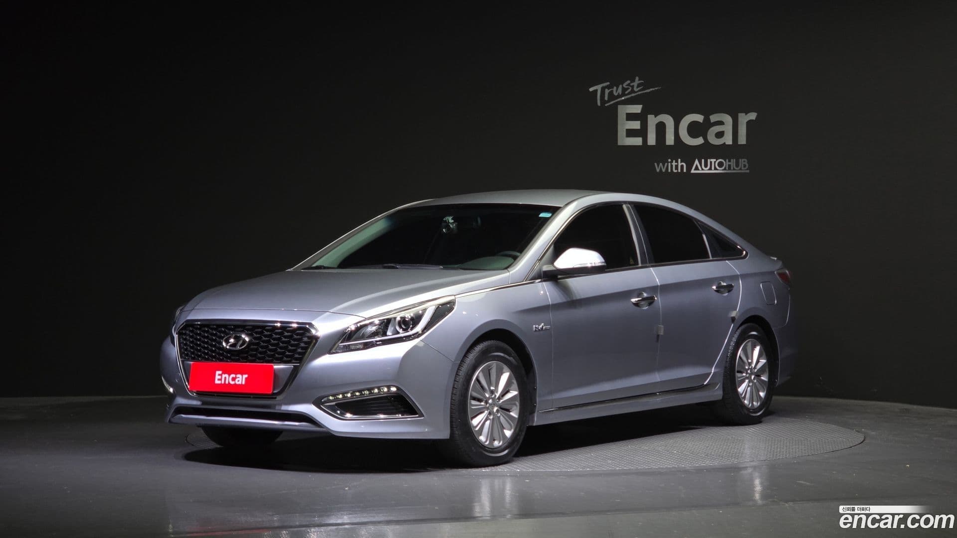 Main__Slider__Photo:Sonata Hyundai 2016.5-0