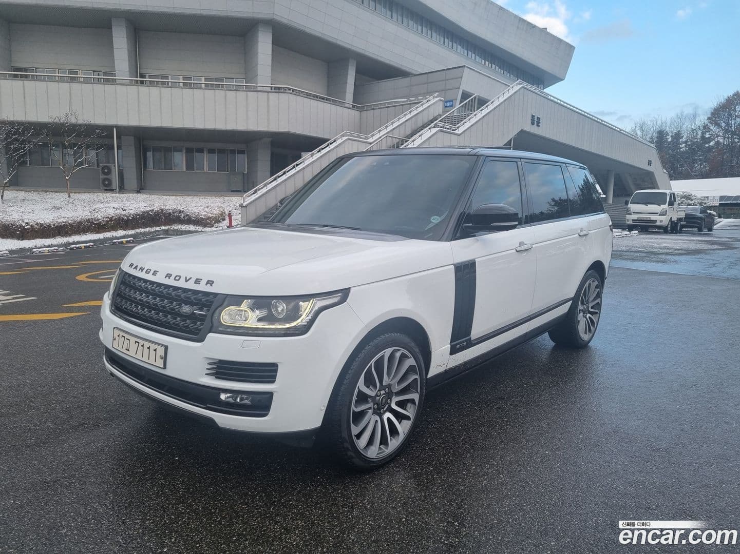 Main__Slider__Photo:Range Rover Land Rover 2017.7-0