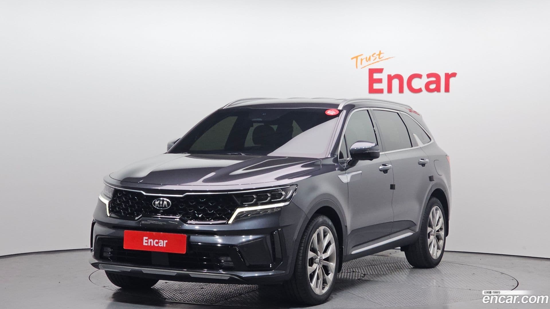 Main__Slider__Photo:Sorento Kia 2020.7-0