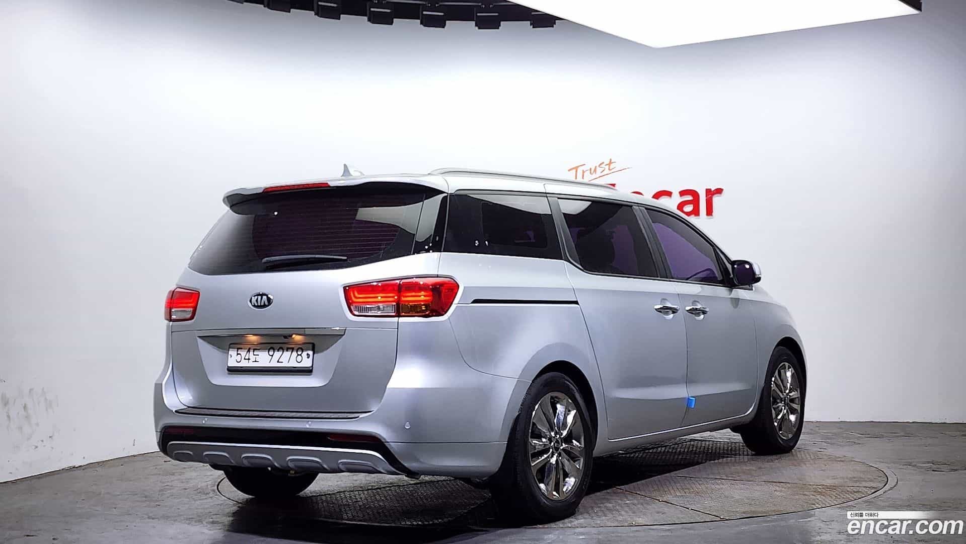 Canival Kia 2015.2-OUTER-002