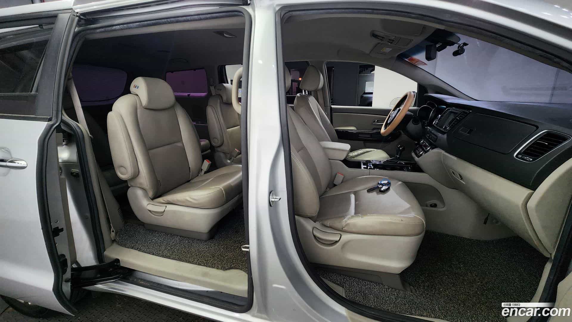 Canival Kia 2015.2-OPTION-016