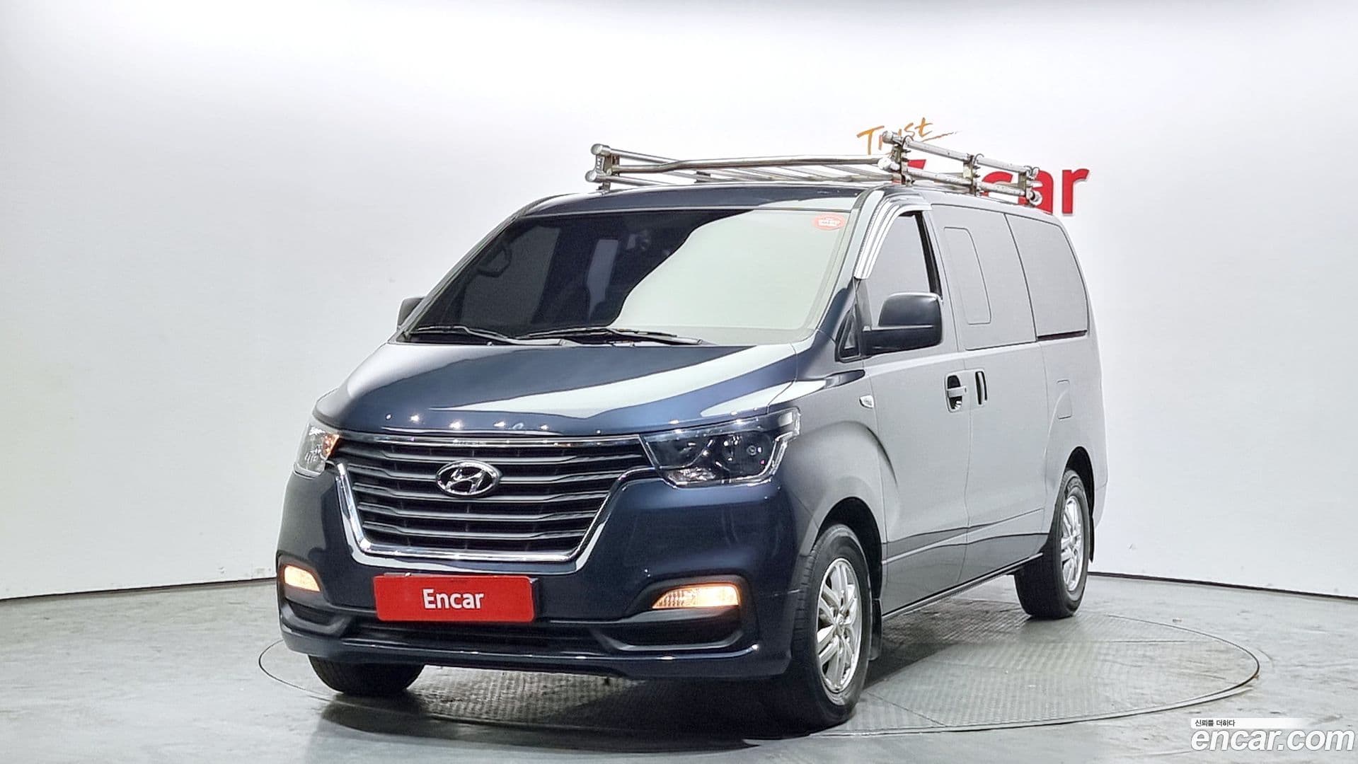 Main__Slider__Photo:Starex Hyundai 2018.10-0