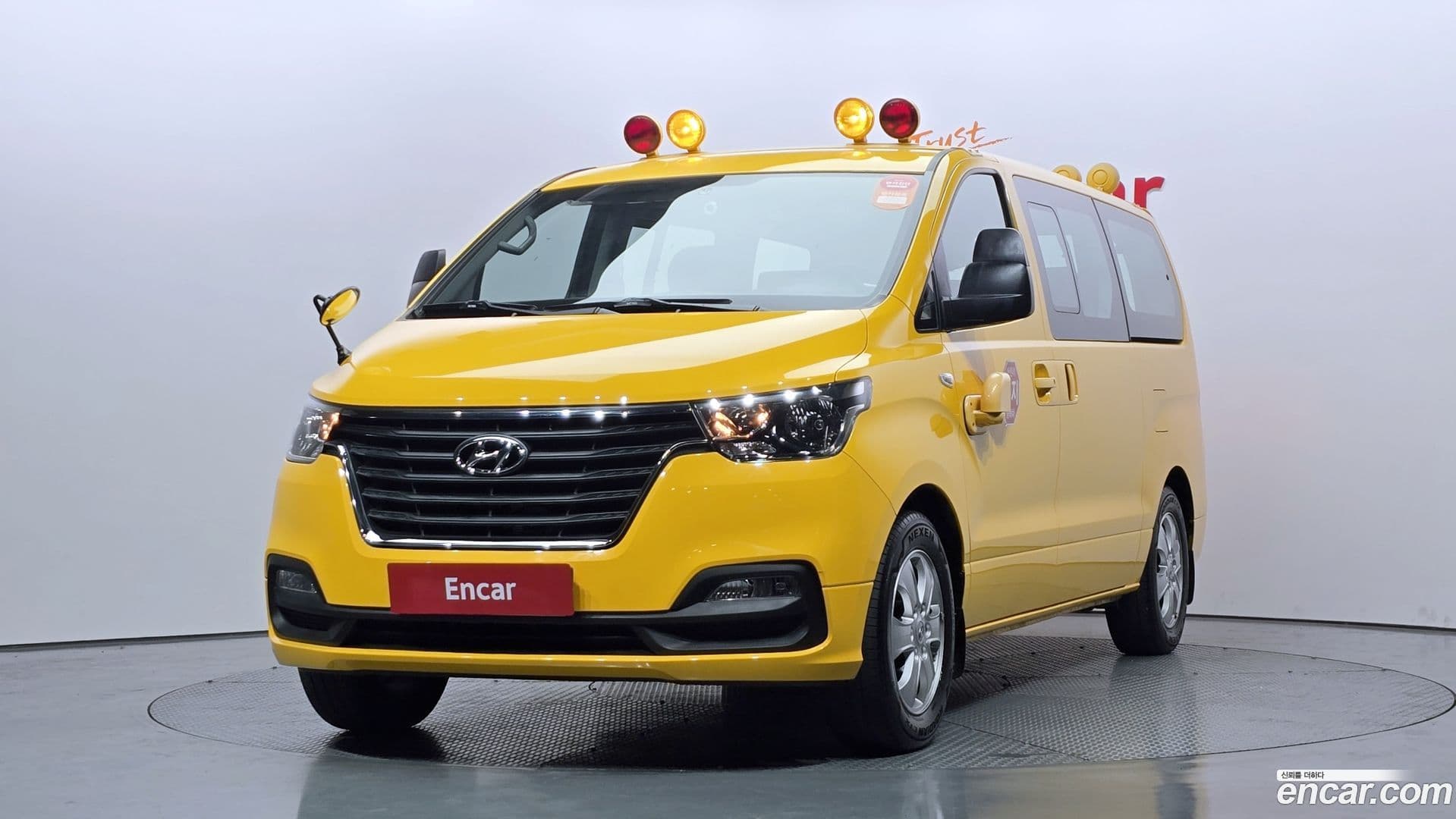 Main__Slider__Photo:Starex Hyundai 2019.4-0