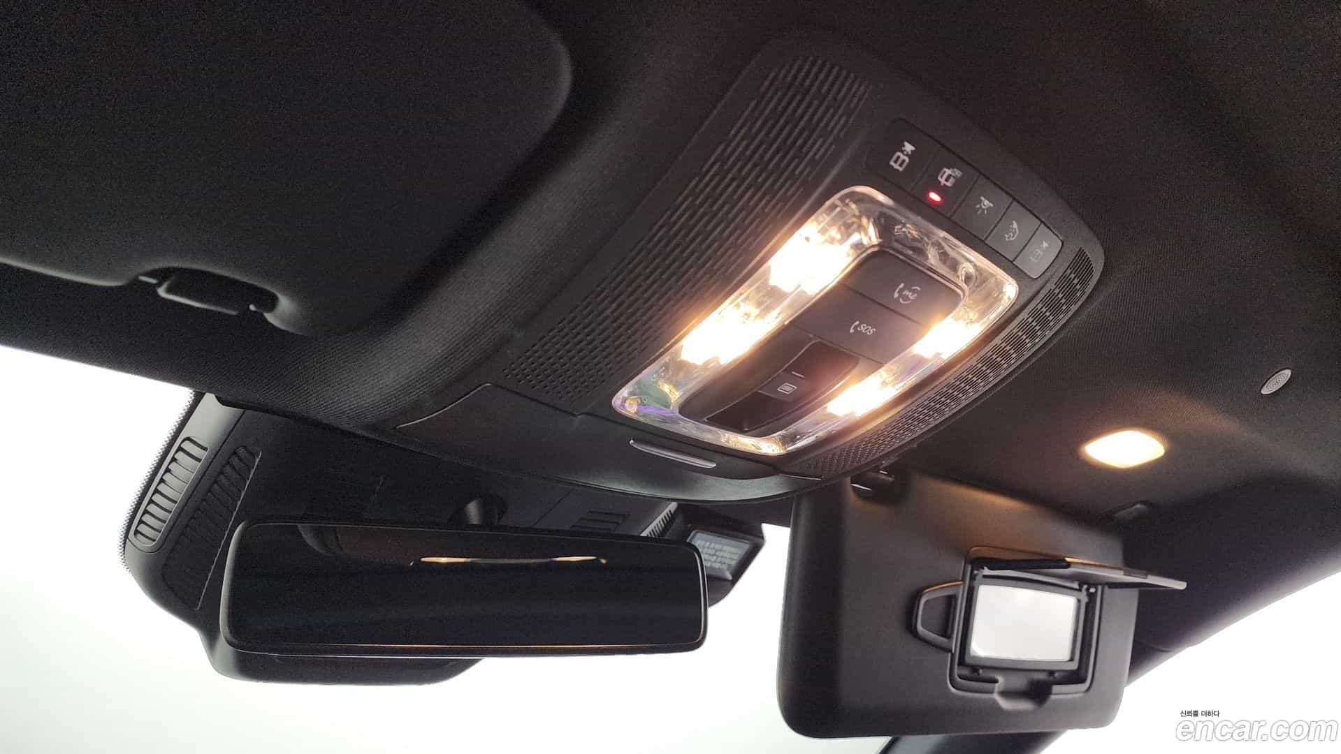 CLA-Class Mercedes-Benz 2020.9-OPTION-022