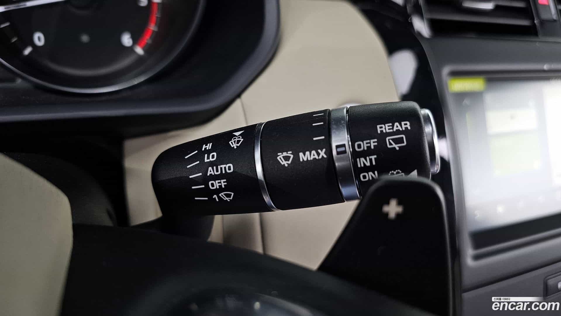 Discovery Land Rover 2018.8-OPTION-017