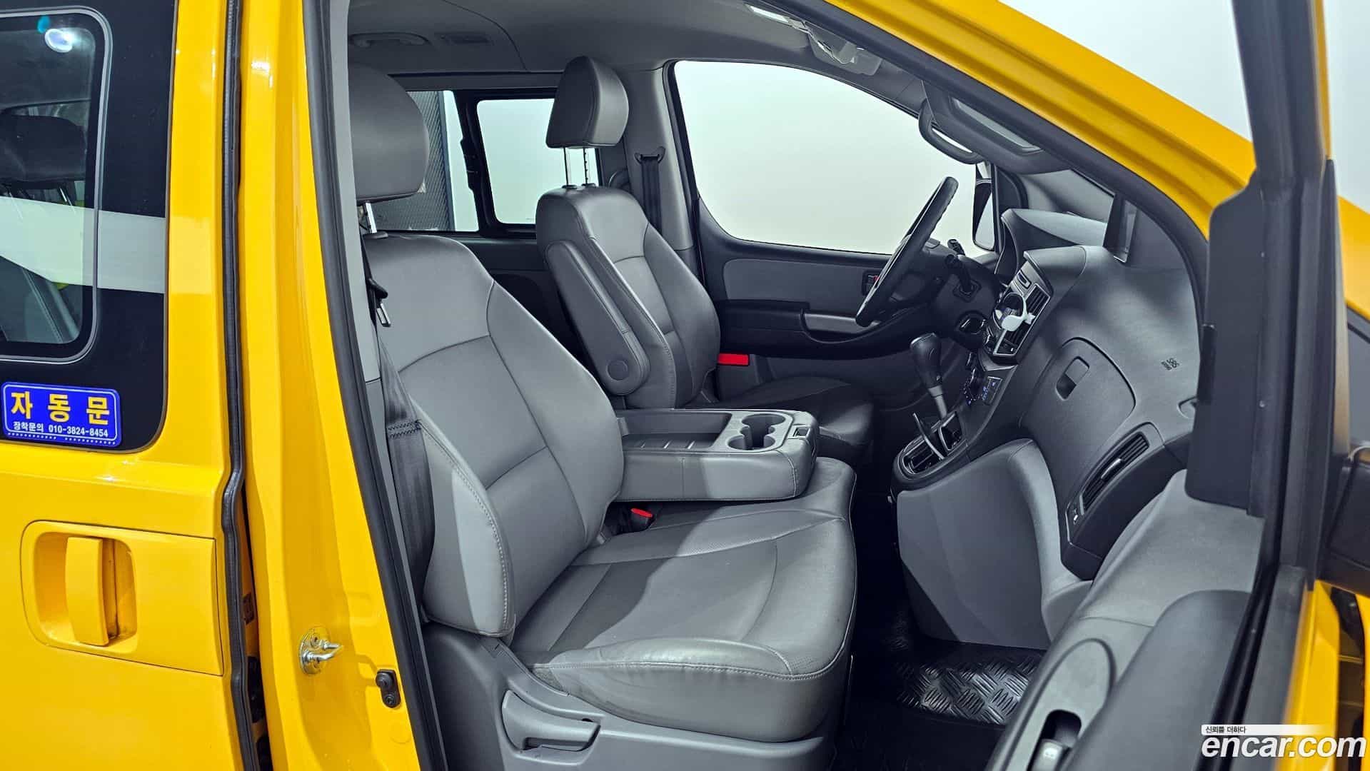Starex Hyundai 2019.3-OPTION-016