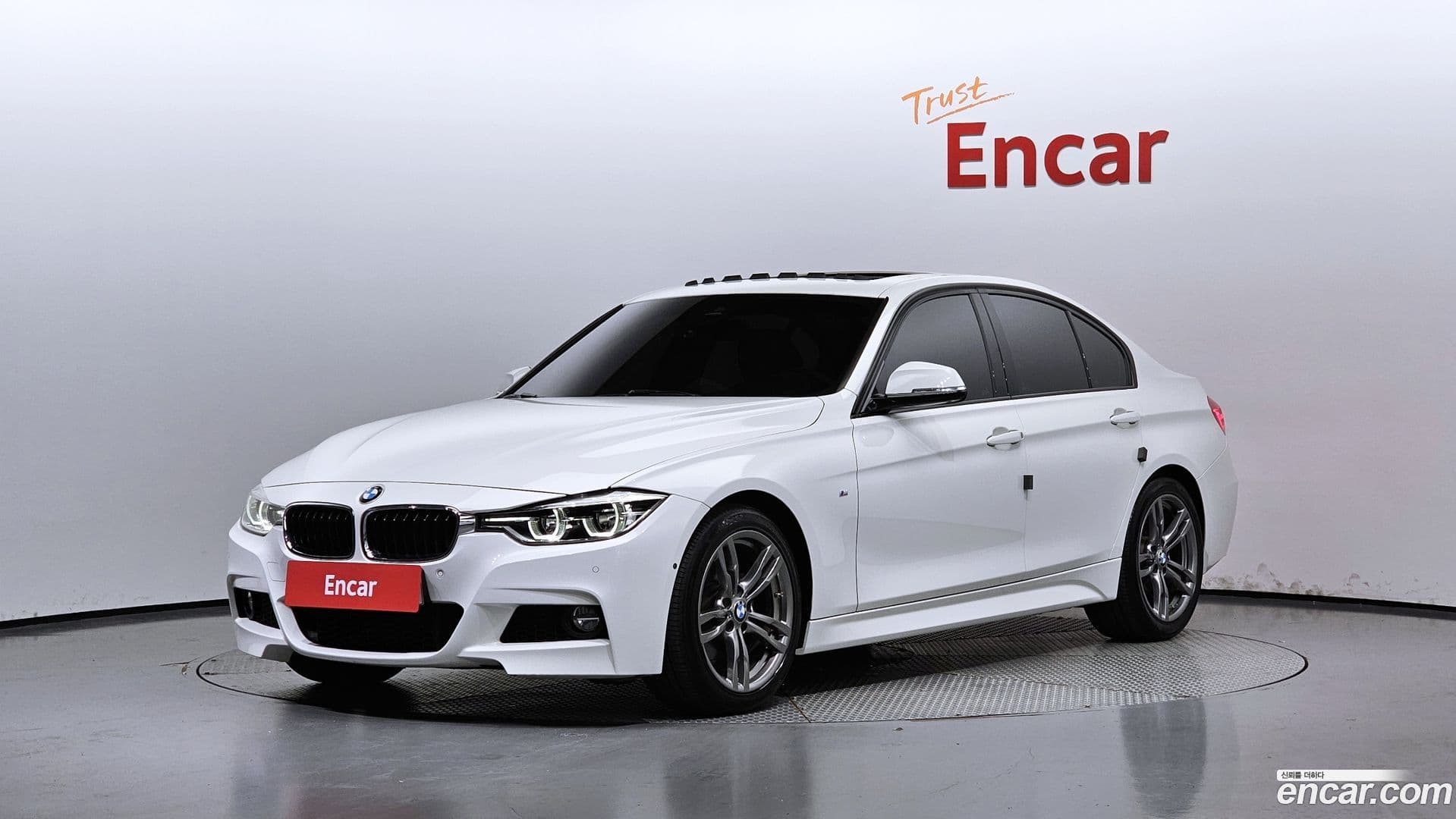 Main__Slider__Photo:3-Series BMW 2018.1-0