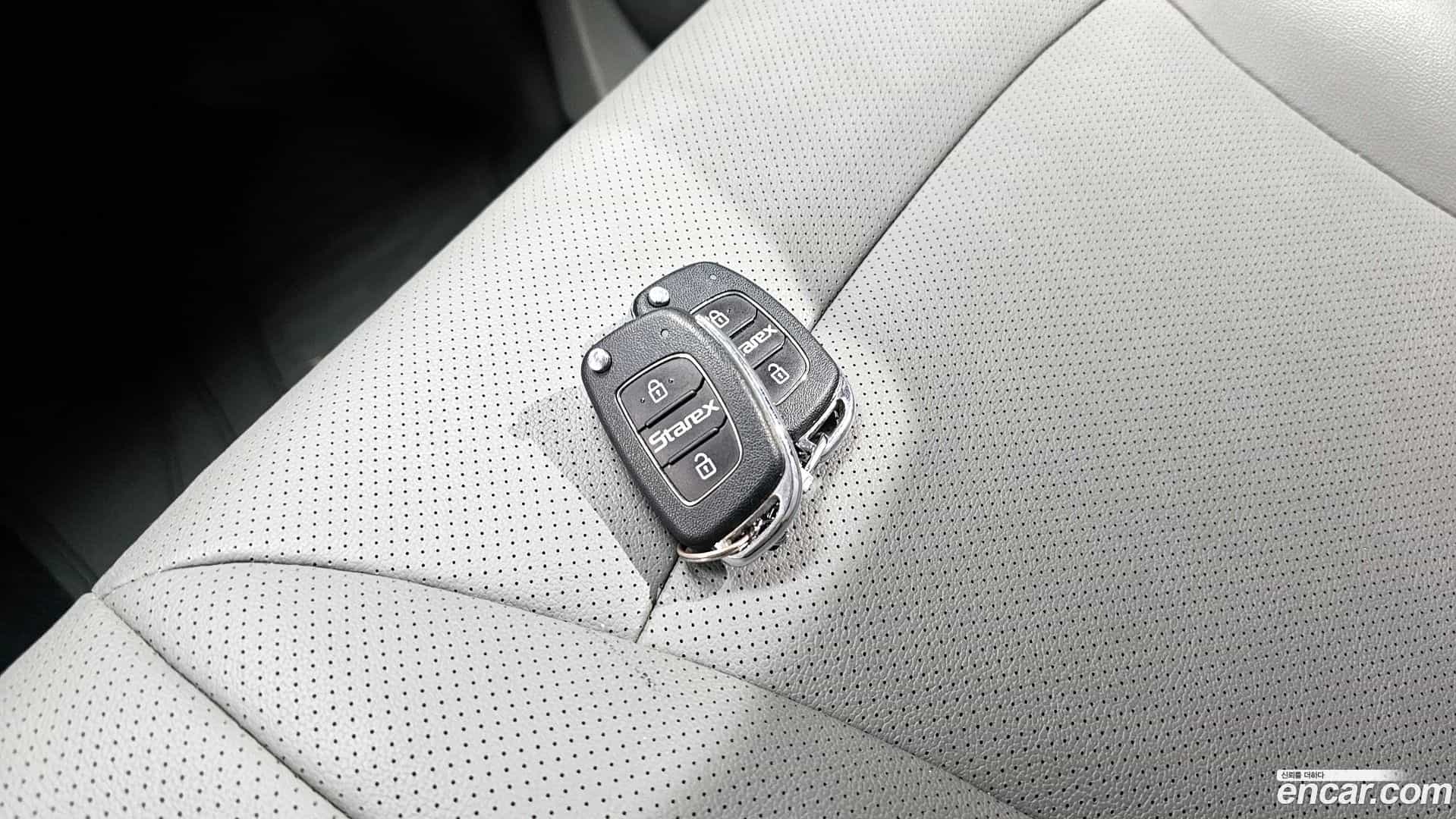 Starex Hyundai 2019.7-OPTION-021