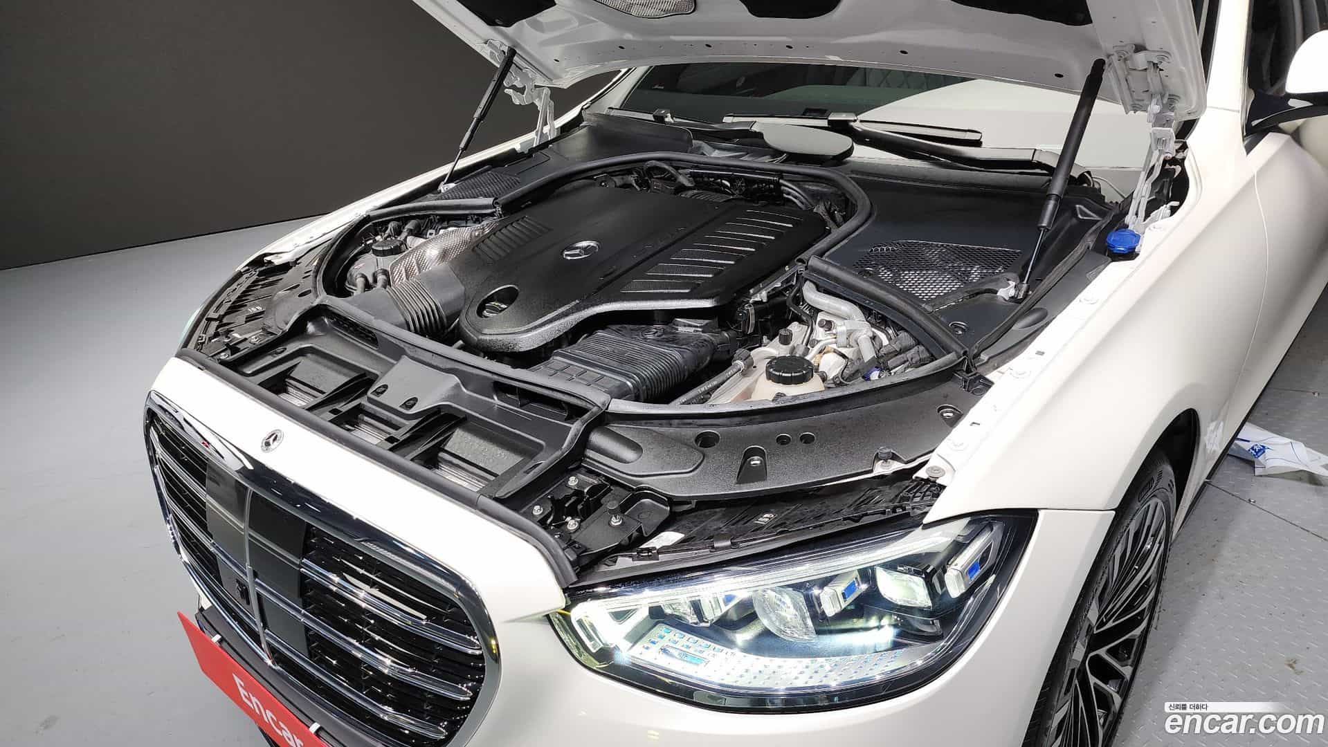 S-Class Mercedes-Benz 2023.8-INNER-006