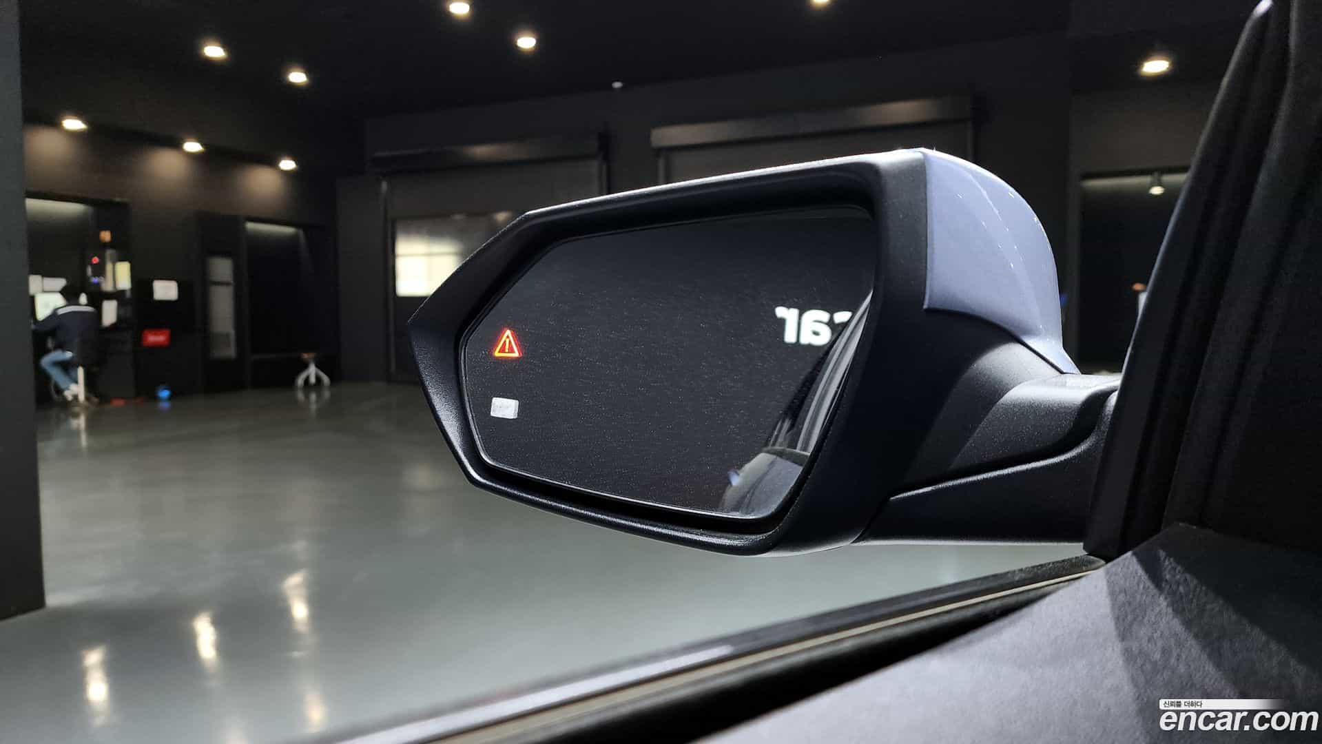 AVANTE Hyundai 2023.7-OPTION-017