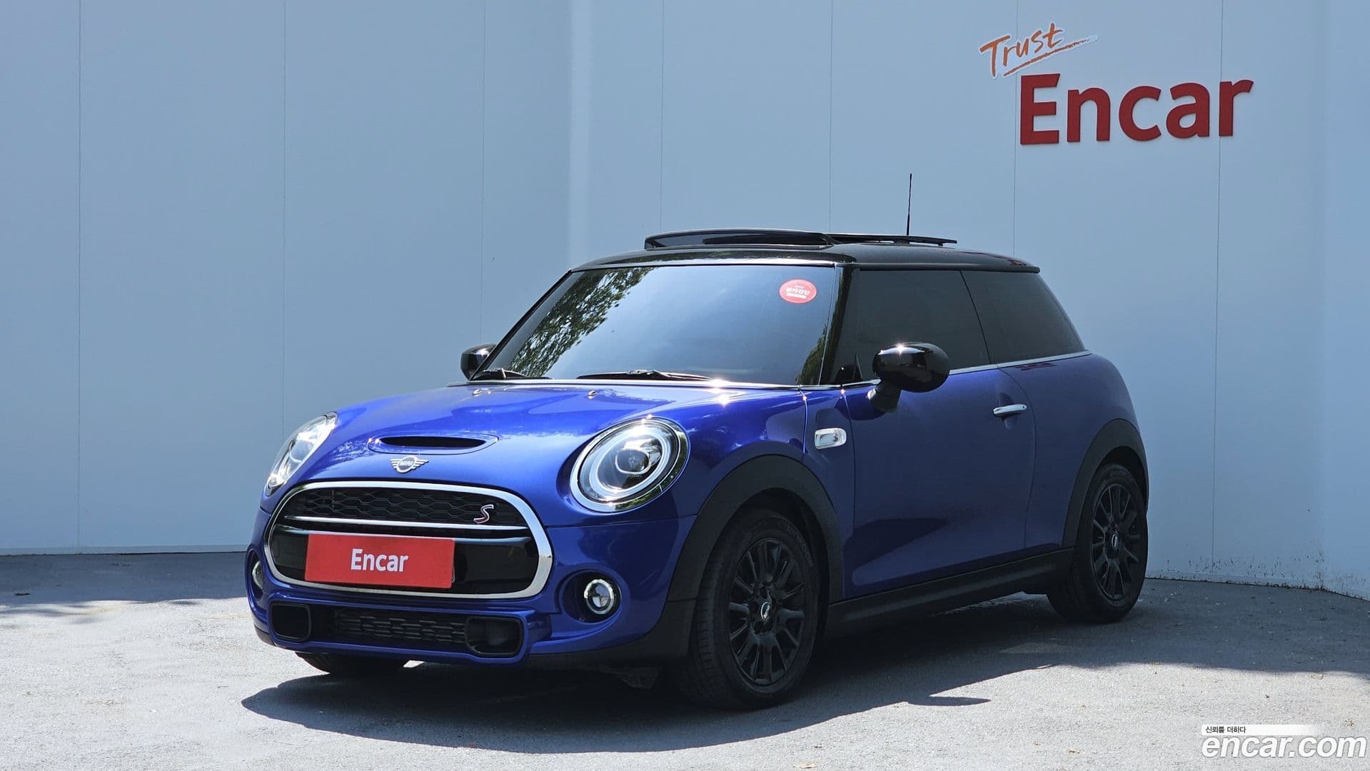 Main__Slider__Photo:Cooper Mini 2021.2-0