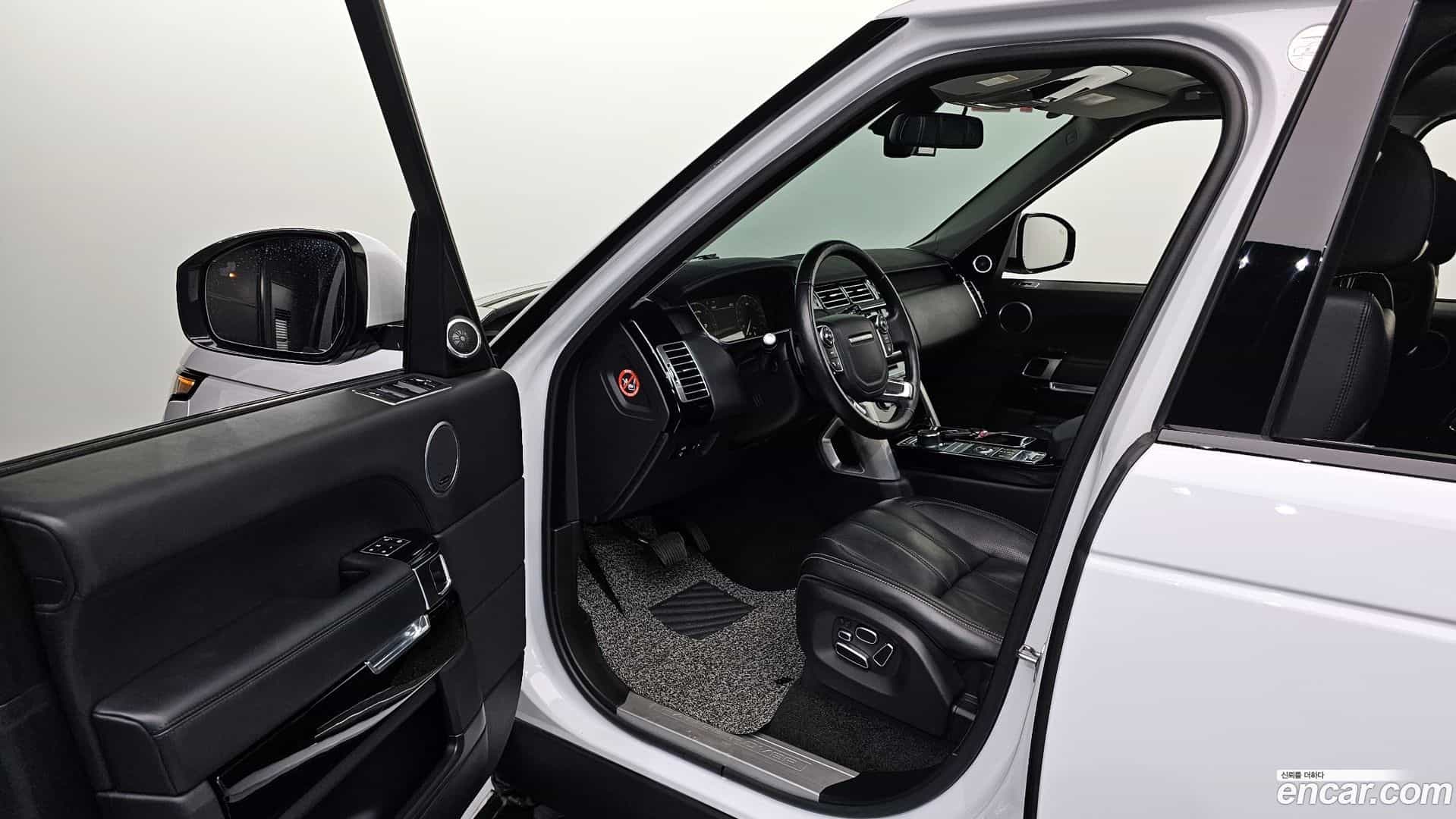 Range Rover Land Rover 2013.10-INNER-010