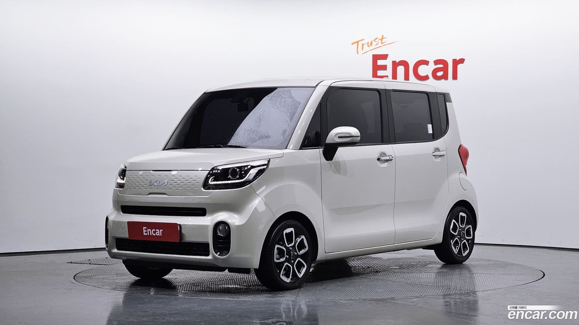 Main__Slider__Photo:RAY Kia 2021.8-0
