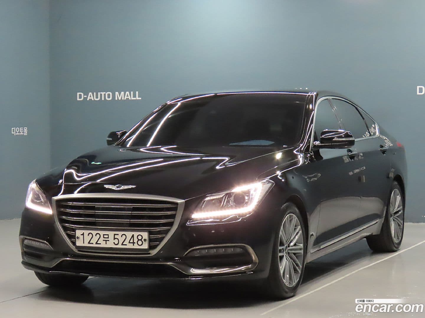 Main__Slider__Photo:G80 Genesis 2019.9-0