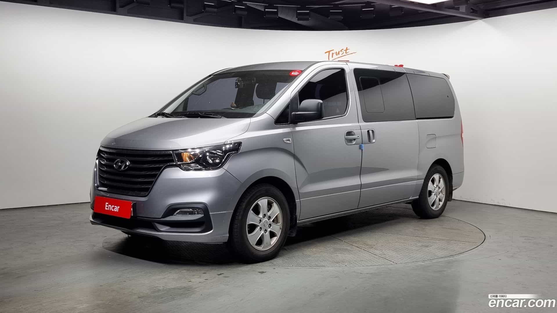 Starex Hyundai 2018.3-OUTER-001