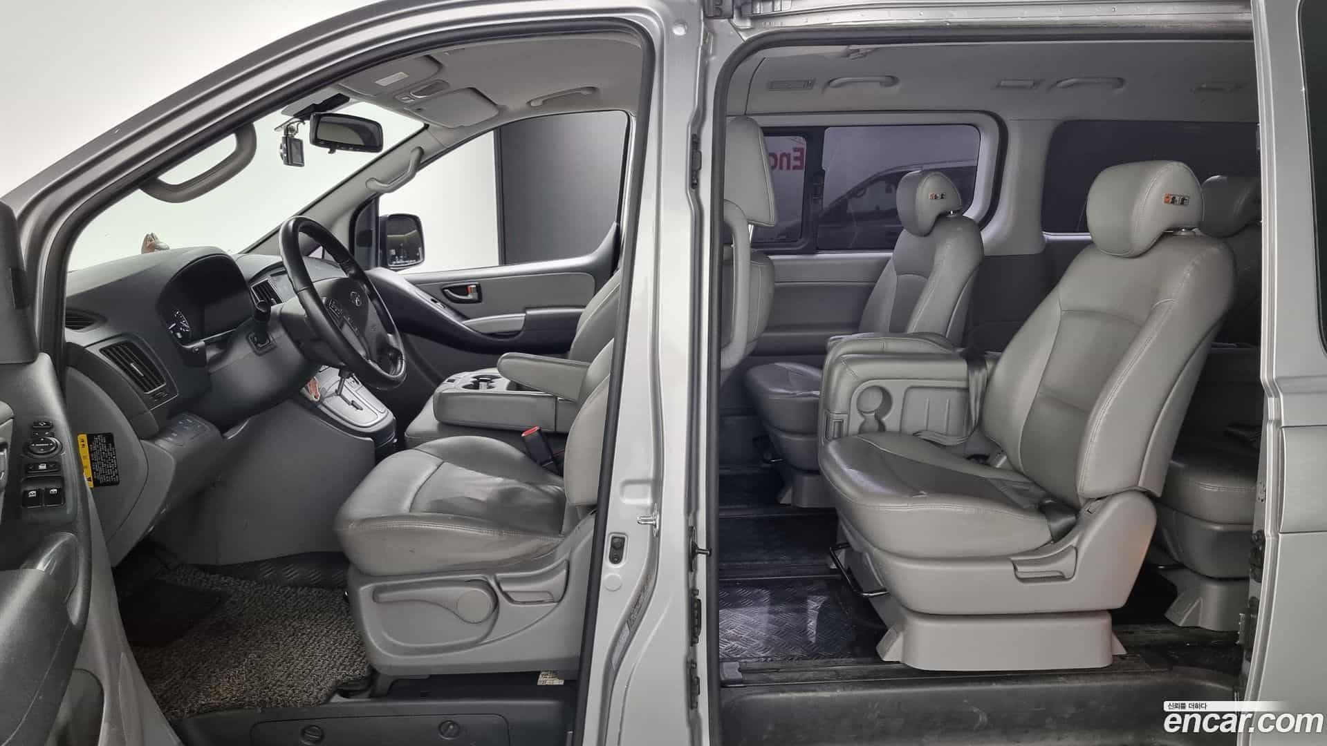 Starex Hyundai 2018.3-OPTION-022