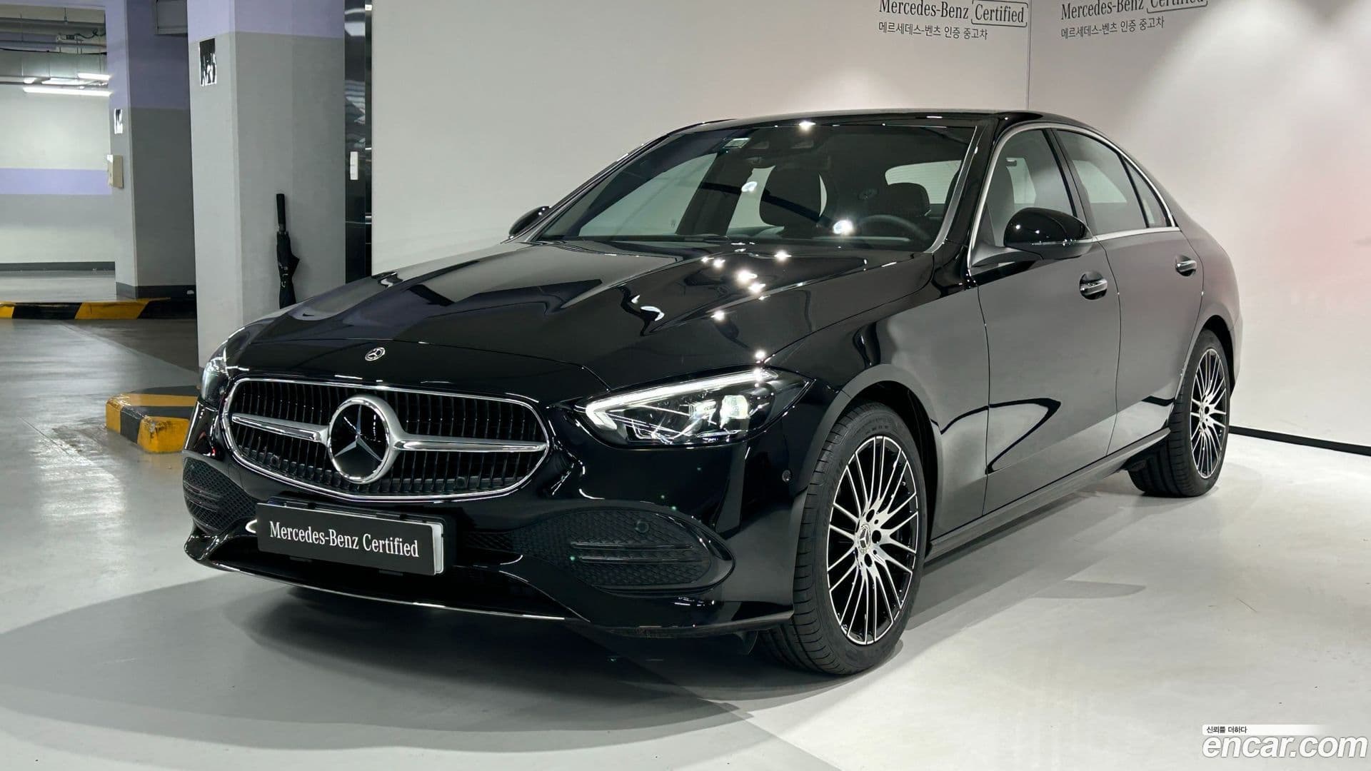 Main__Slider__Photo:C-Class Mercedes-Benz 2024.5-0