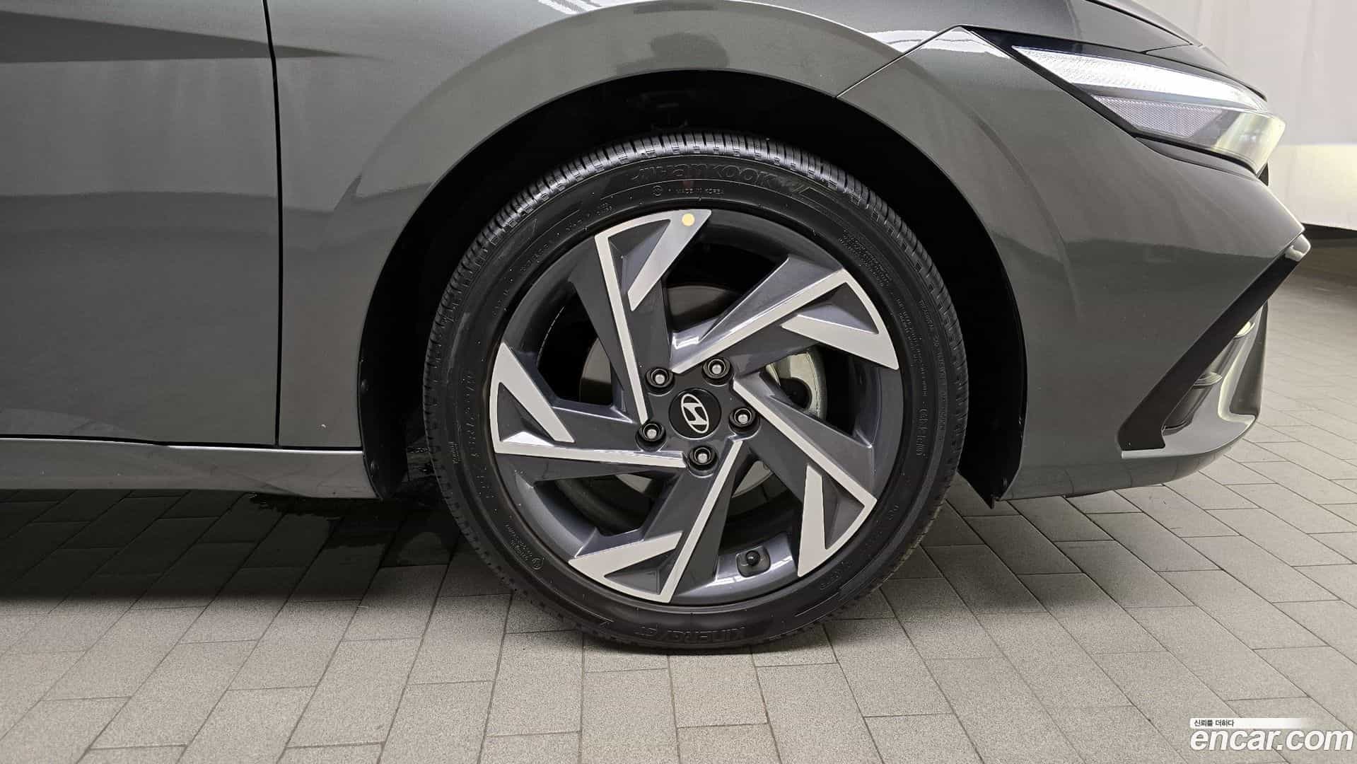 AVANTE Hyundai 2025.1-OUTER-005