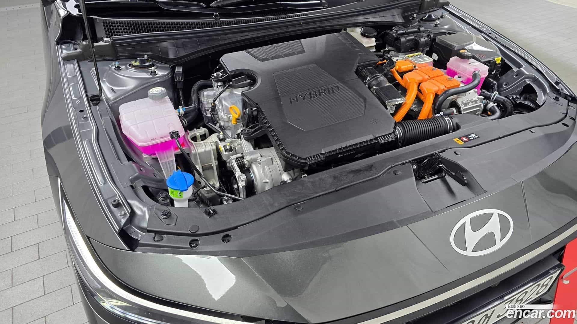 AVANTE Hyundai 2025.1-INNER-006
