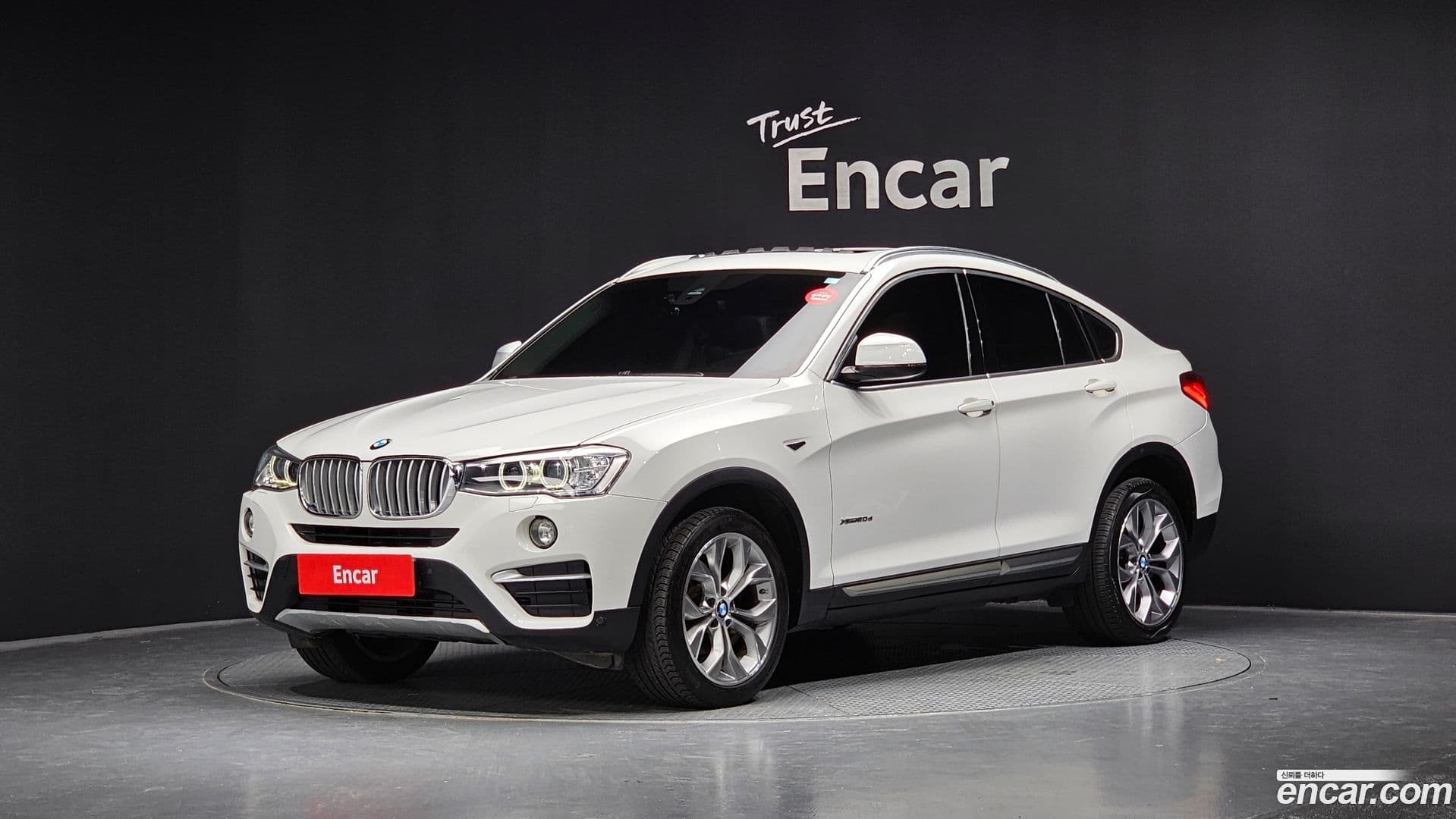 Main__Slider__Photo:X4 BMW 2016.6-0
