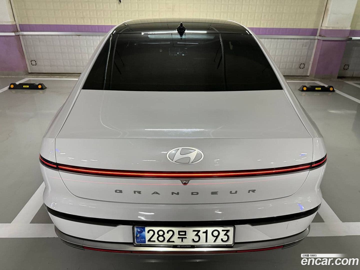 Main__Slider__Photo:Grandeur Hyundai 2023.0-0