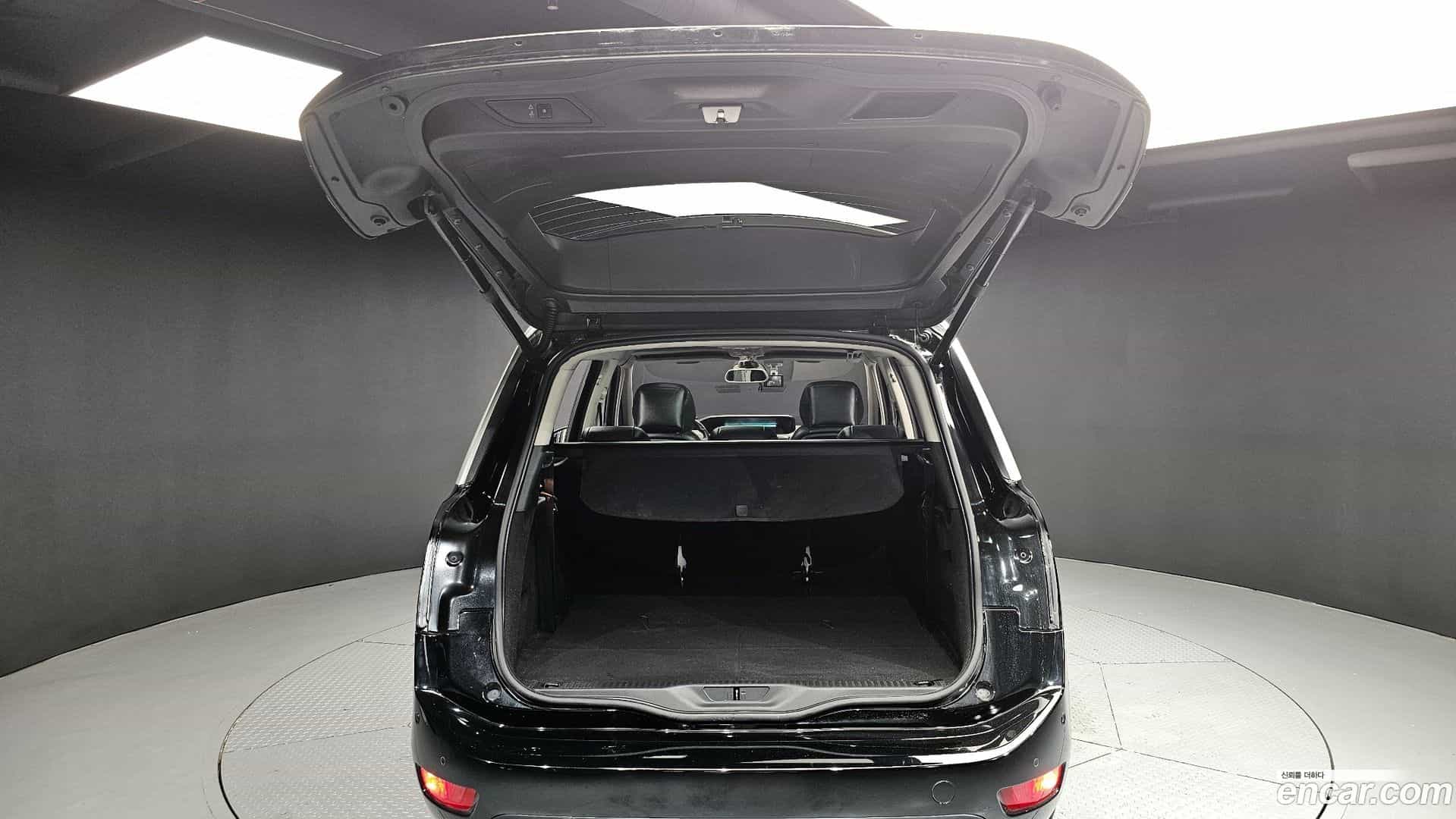 C4 SpaceTourer Citroën / DS 2022.0-OPTION-024