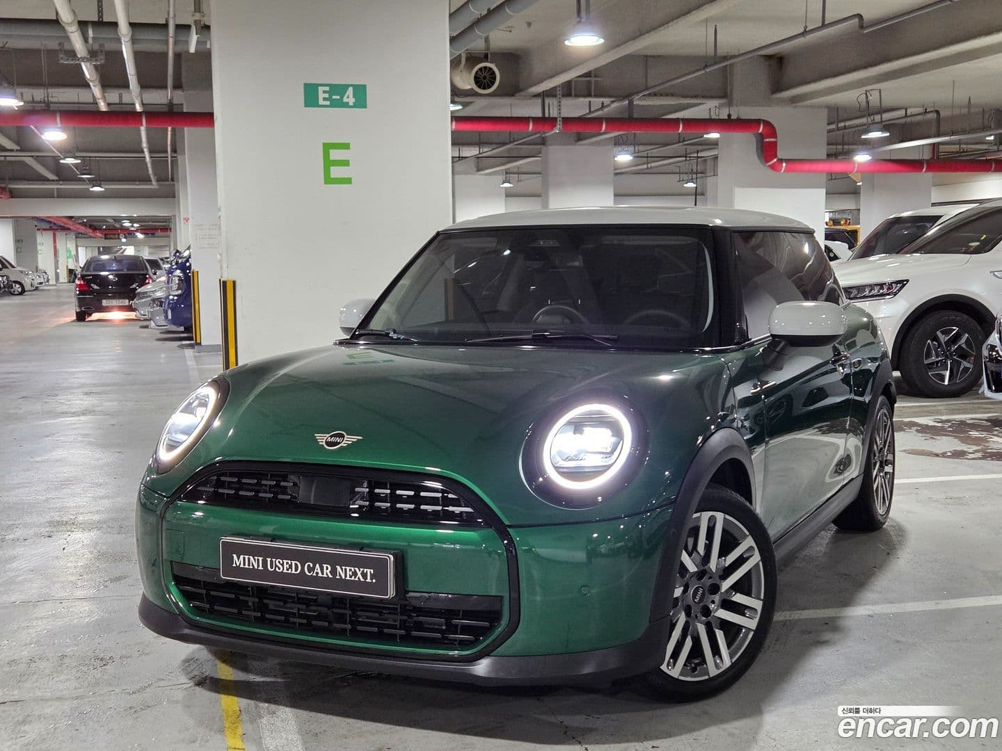 Main__Slider__Photo:Cooper Mini 2024.8-0