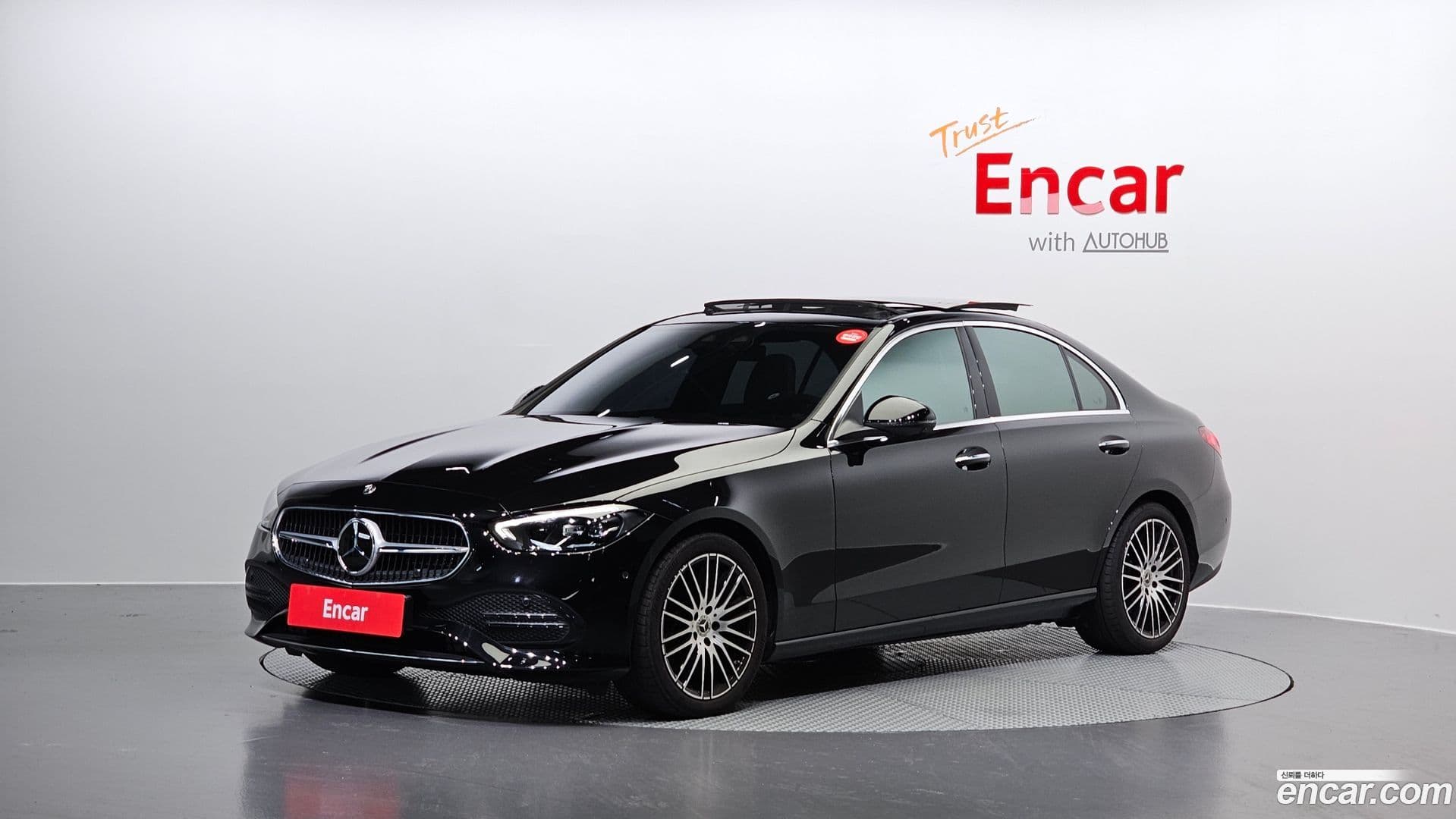 Main__Slider__Photo:C-Class Mercedes-Benz 2024.3-0