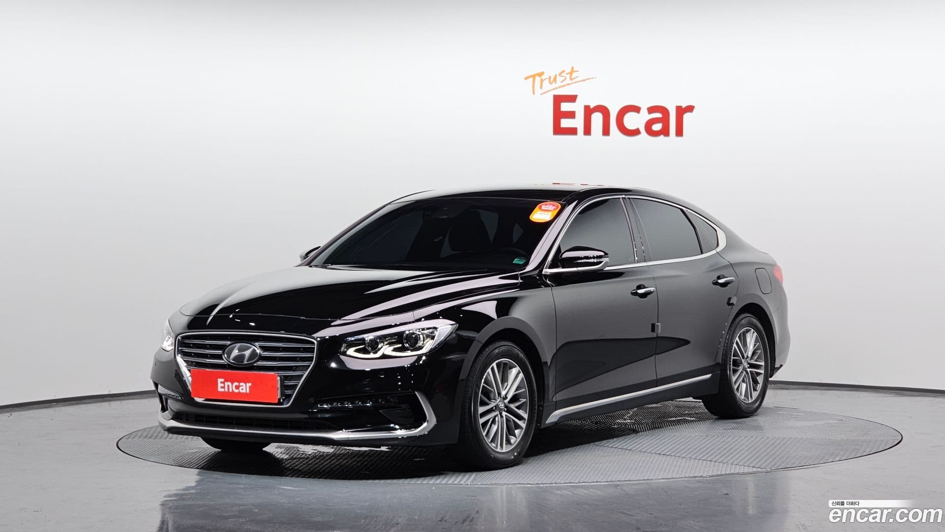Main__Slider__Photo:Grandeur Hyundai 2019.10-0