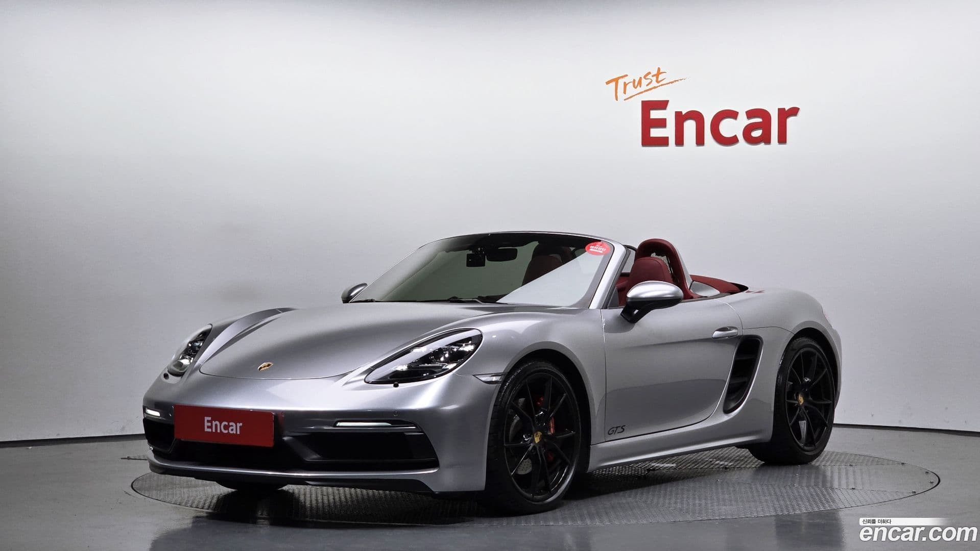 Main__Slider__Photo:718 Porsche 2018.3-0