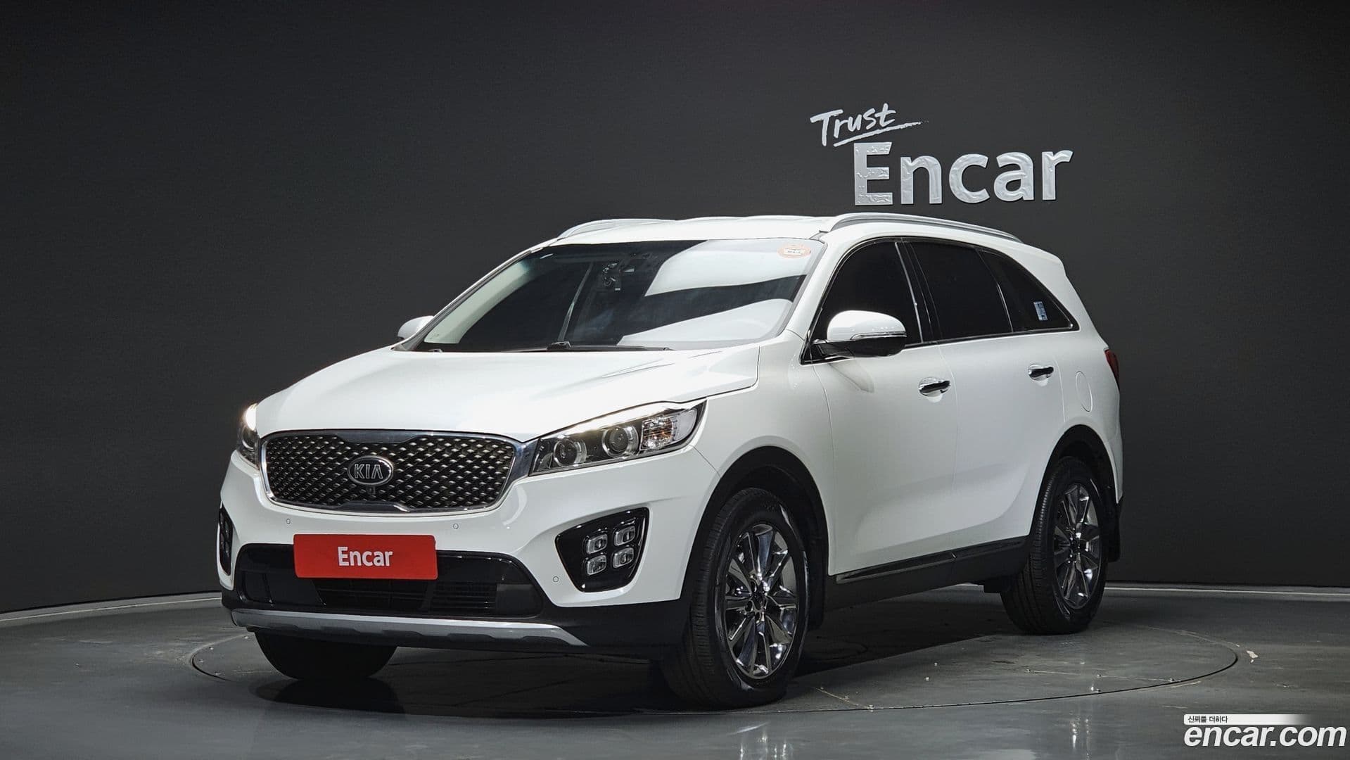 Main__Slider__Photo:Sorento Kia 2016.9-0