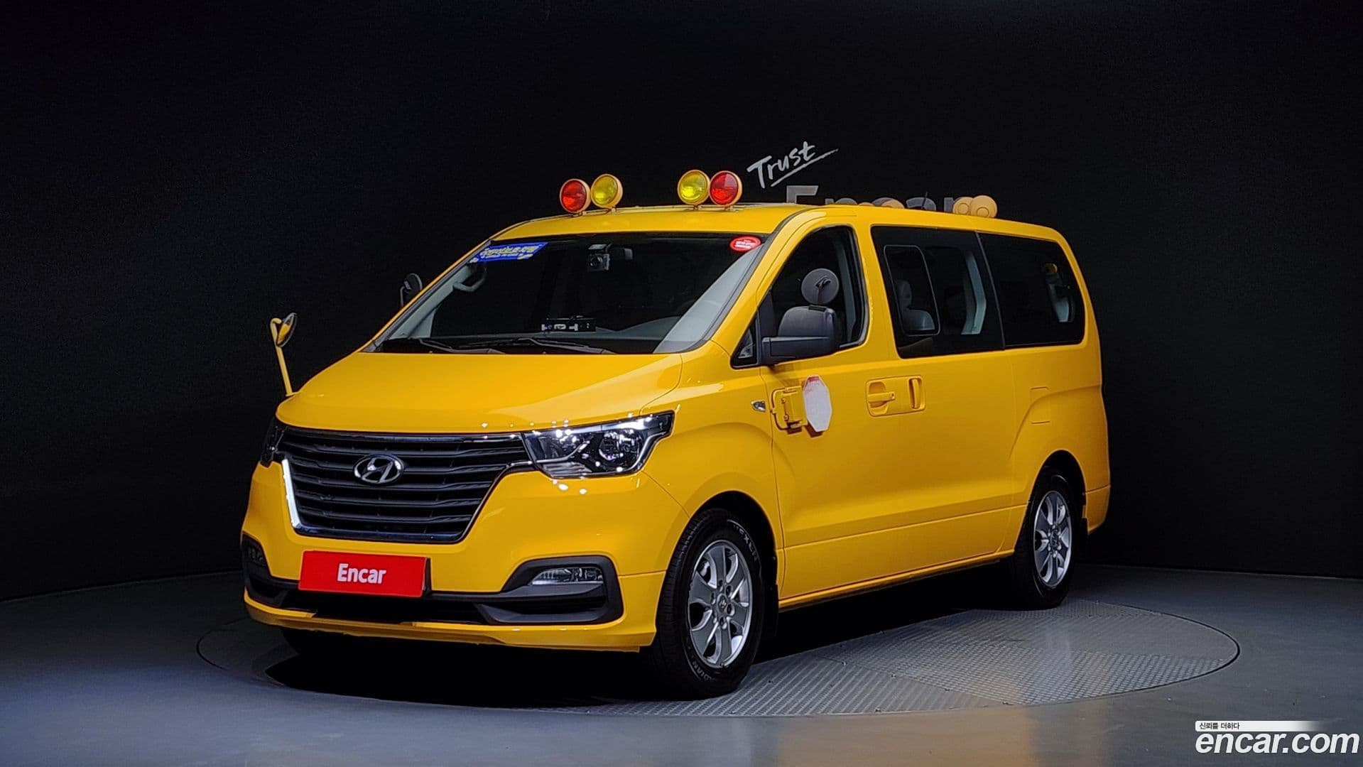 Main__Slider__Photo:Starex Hyundai 2018.5-0