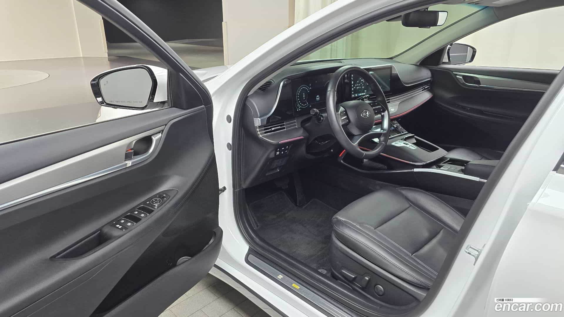 Grandeur Hyundai 2021.6-INNER-010