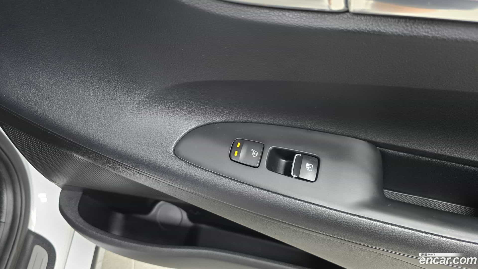 Grandeur Hyundai 2021.6-OPTION-023