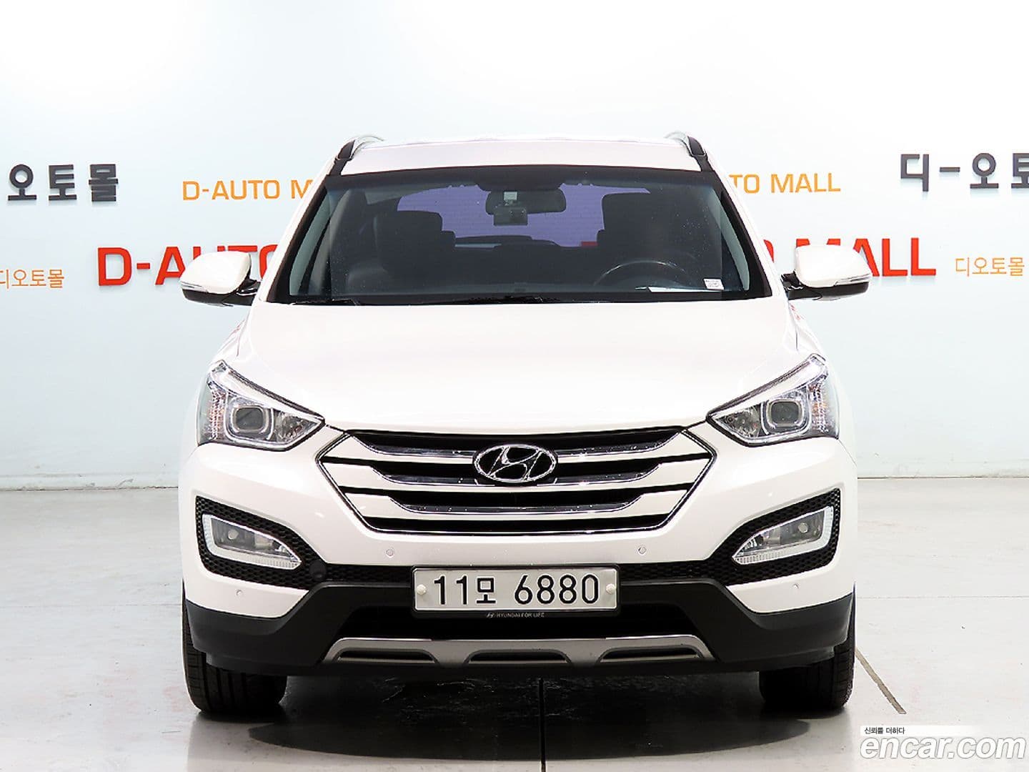 Main__Slider__Photo:Santafe Hyundai 2015.4-0