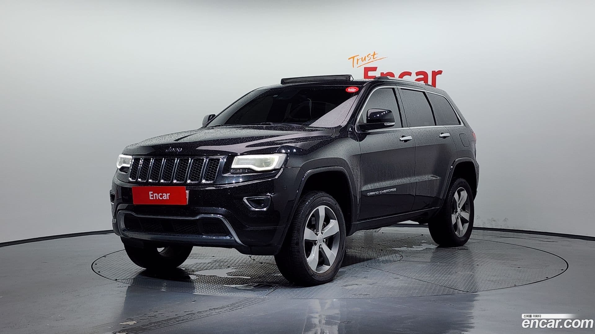 Main__Slider__Photo:Cherokee Jeep 2014.0-0