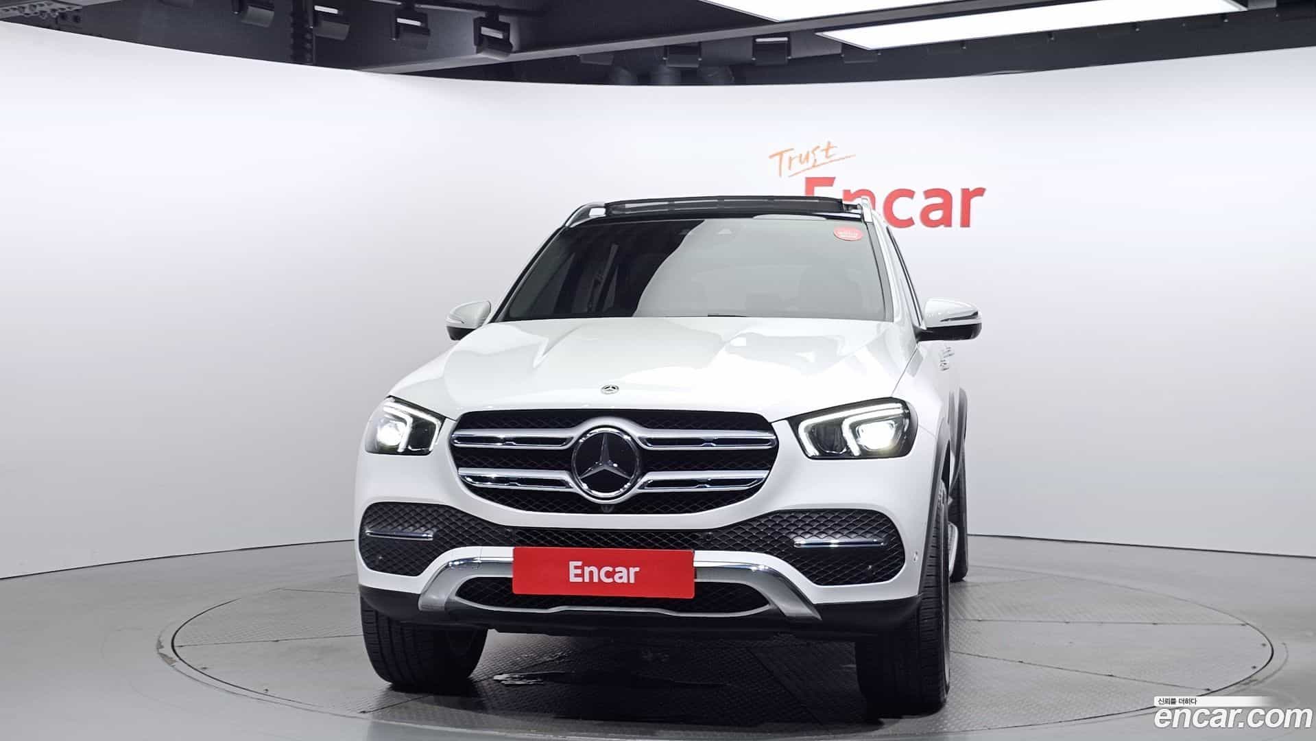 GLE-Class Mercedes-Benz 2022.5-OUTER-003