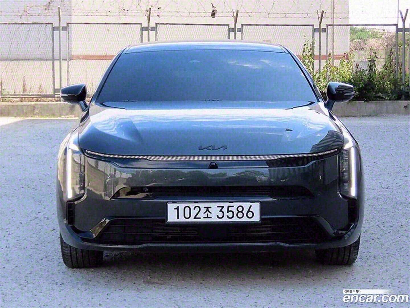Main__Slider__Photo:K8 Kia 2025.1-0