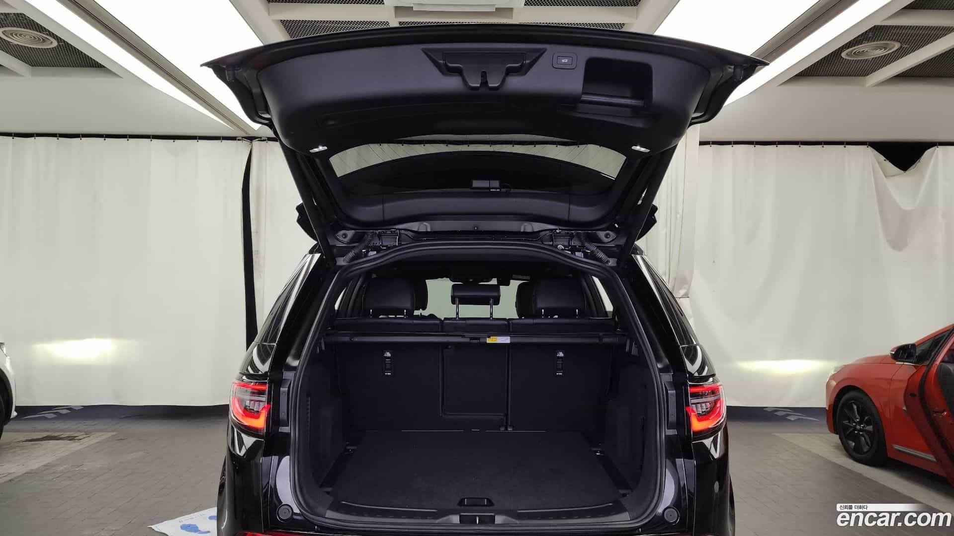 Discovery Sport Land Rover 2024.9-OPTION-024