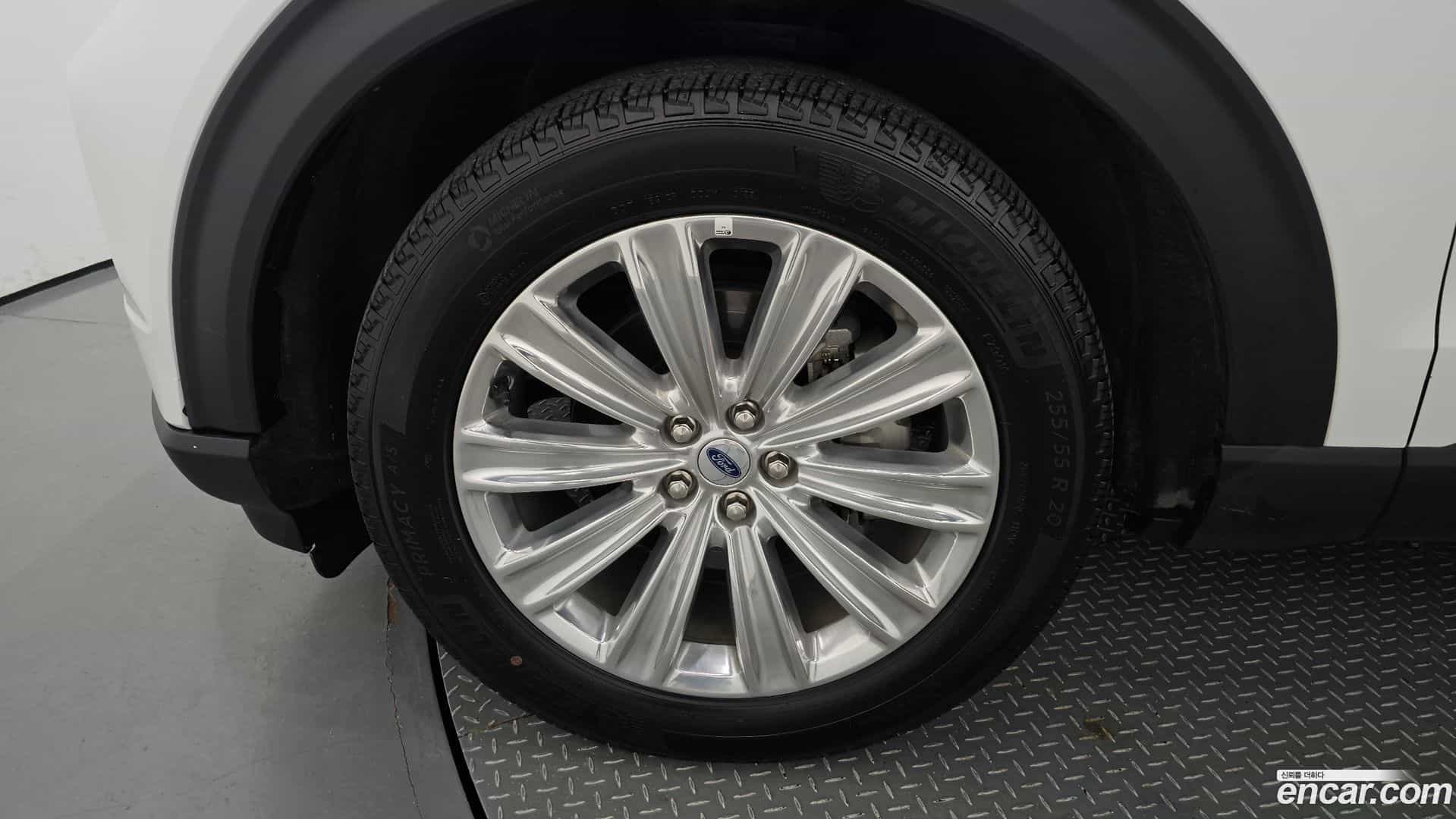 Explorer Ford 2023.10-OUTER-005