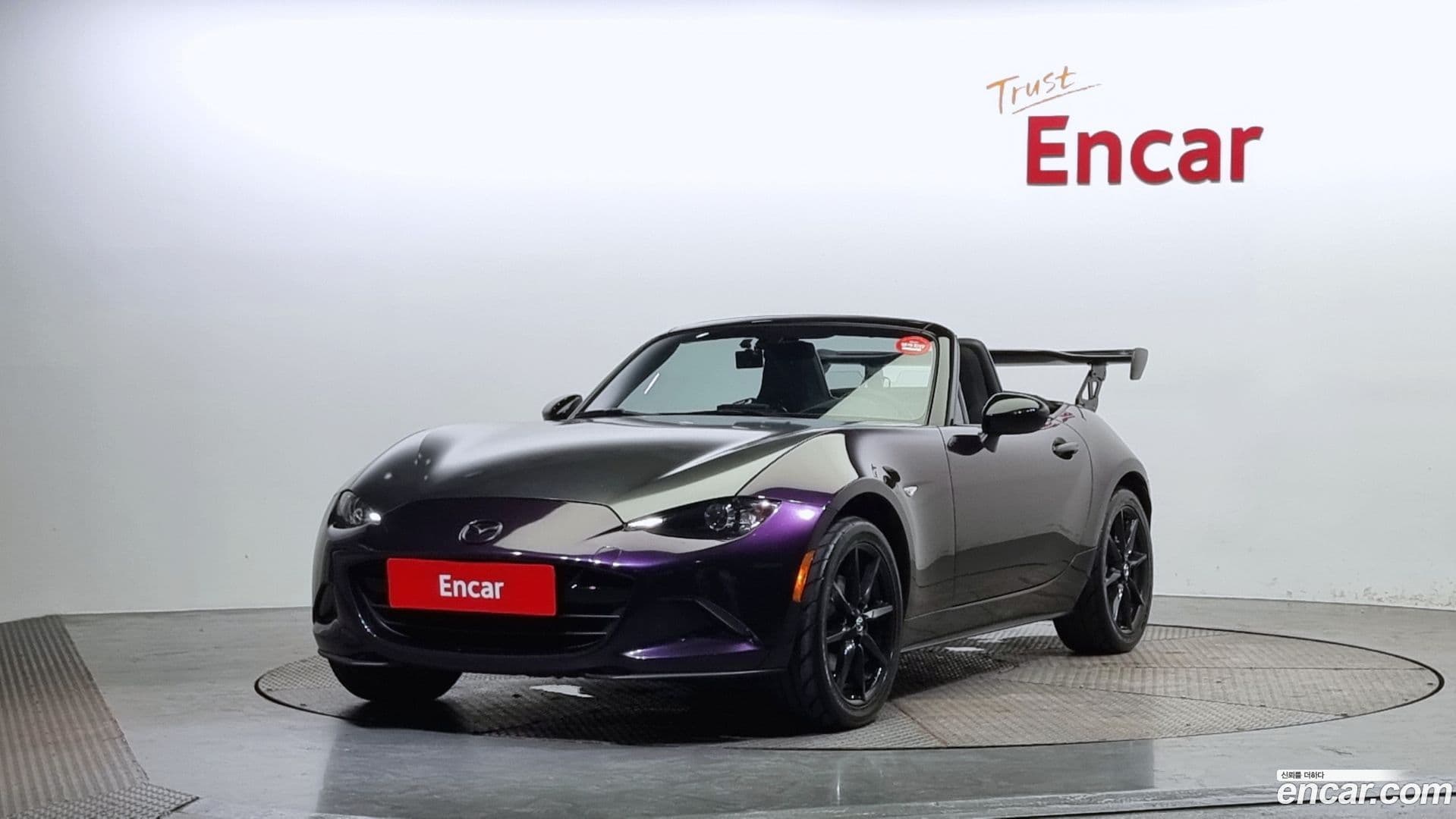 Main__Slider__Photo:MX-5 Miata Mazda 2021.8-0